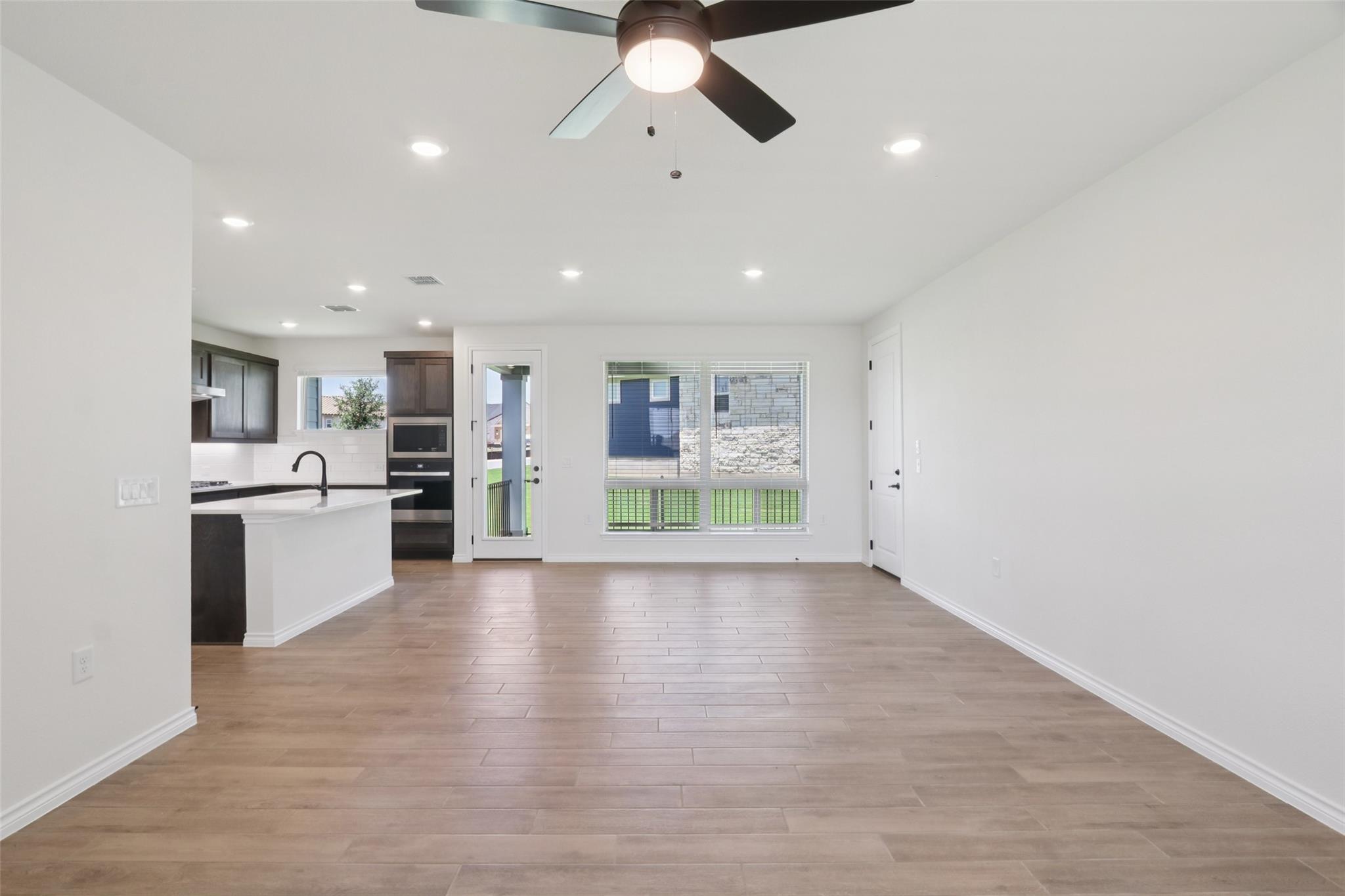 156 Antoinette Way, San Marcos, TX 78666