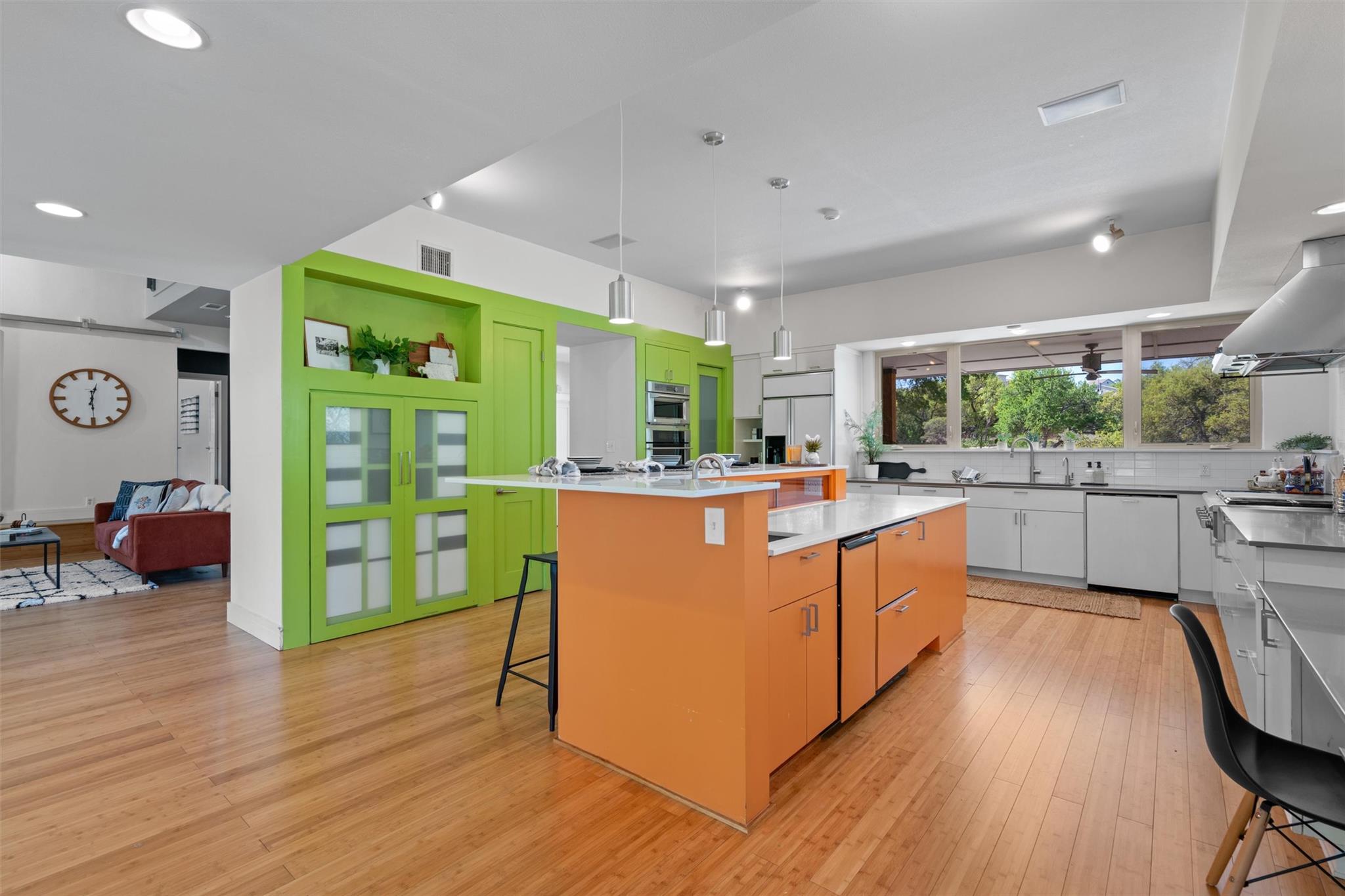 33 Long Creek Rd, Austin, TX 78737