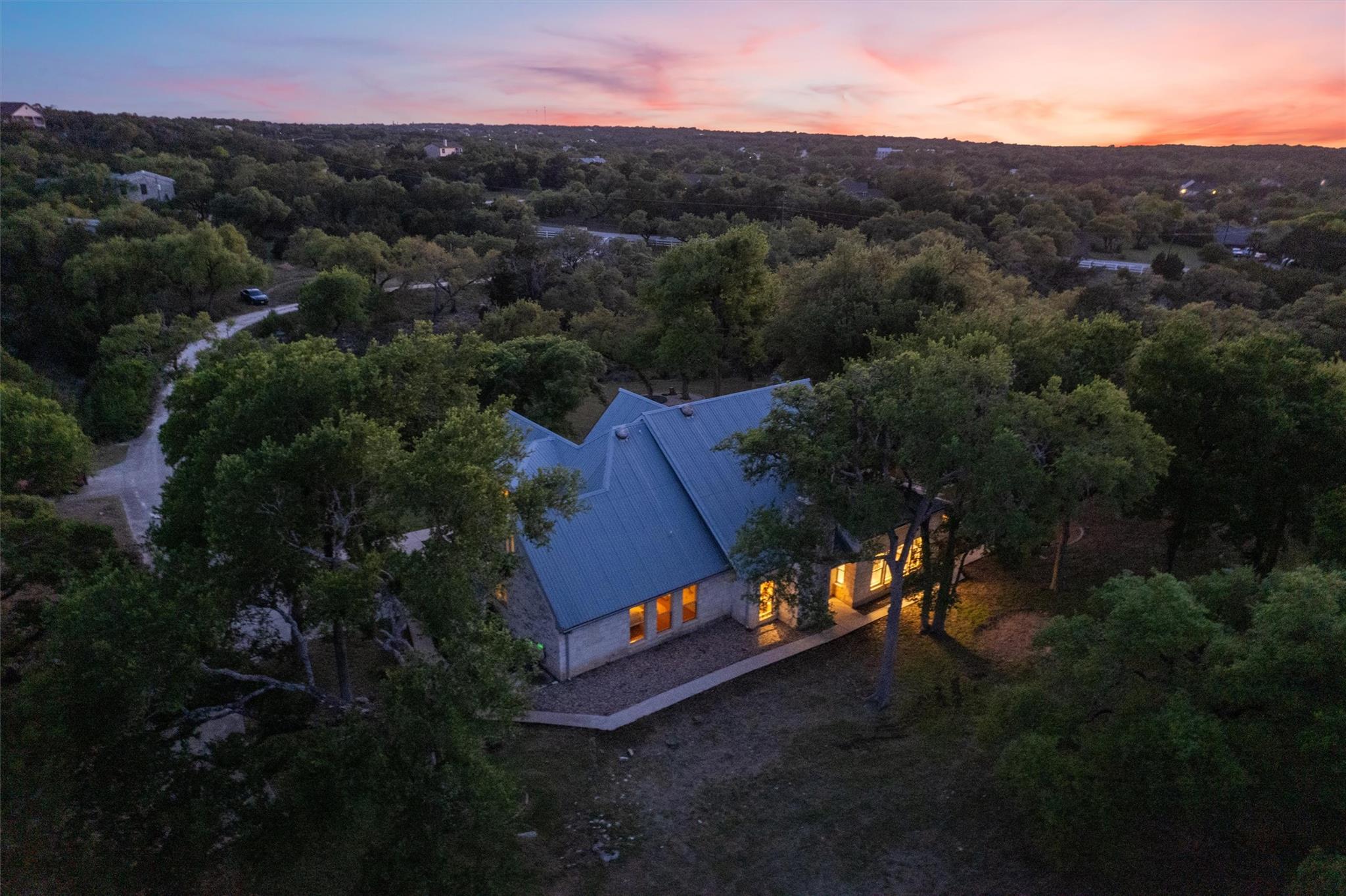 33 Long Creek Rd, Austin, TX 78737
