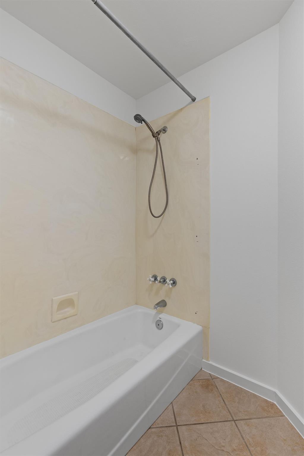 33 Long Creek Rd, Austin, TX 78737