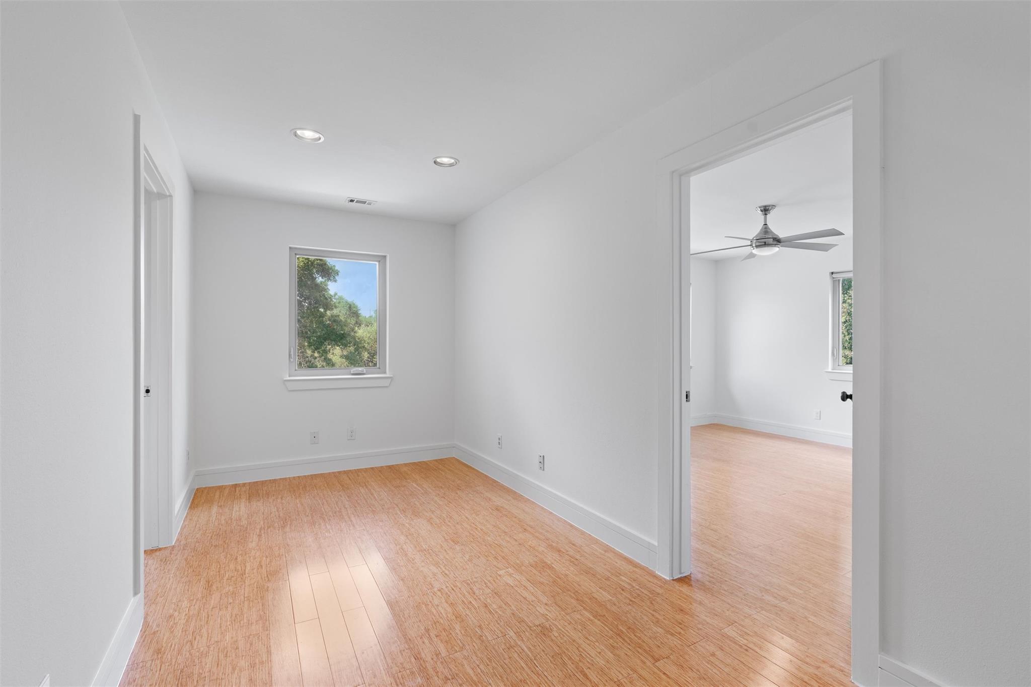 33 Long Creek Rd, Austin, TX 78737