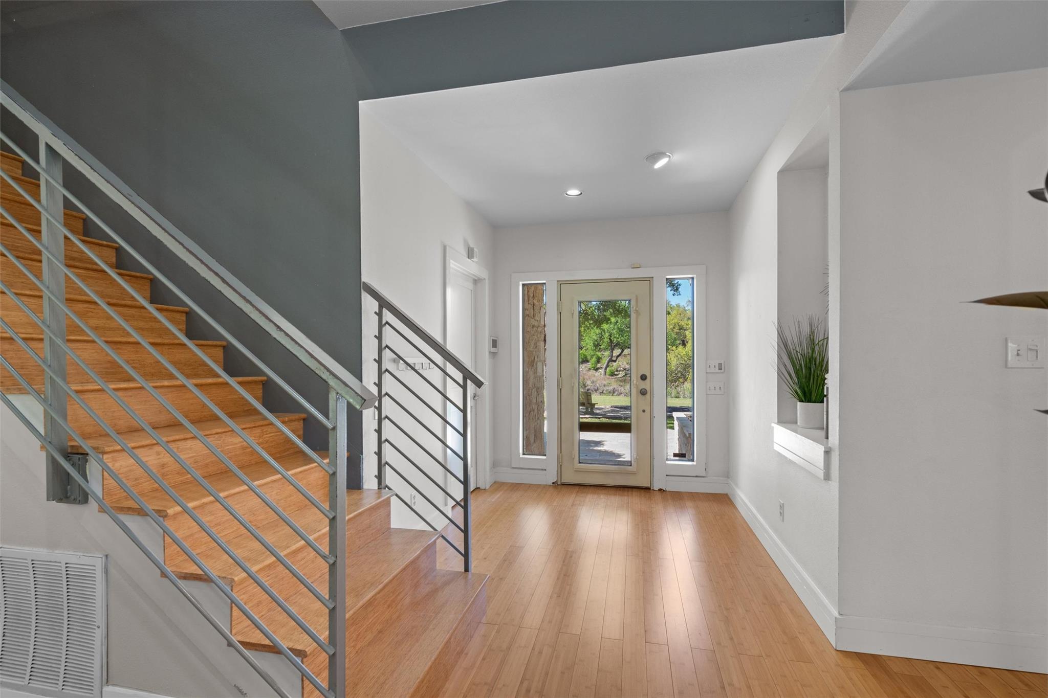 33 Long Creek Rd, Austin, TX 78737