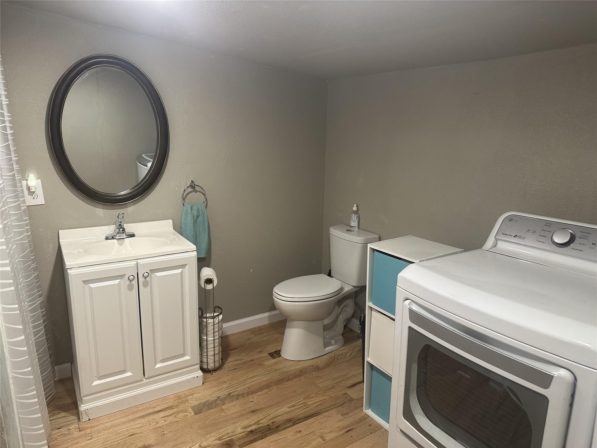 409 E Houston St, Mexia, TX 76667