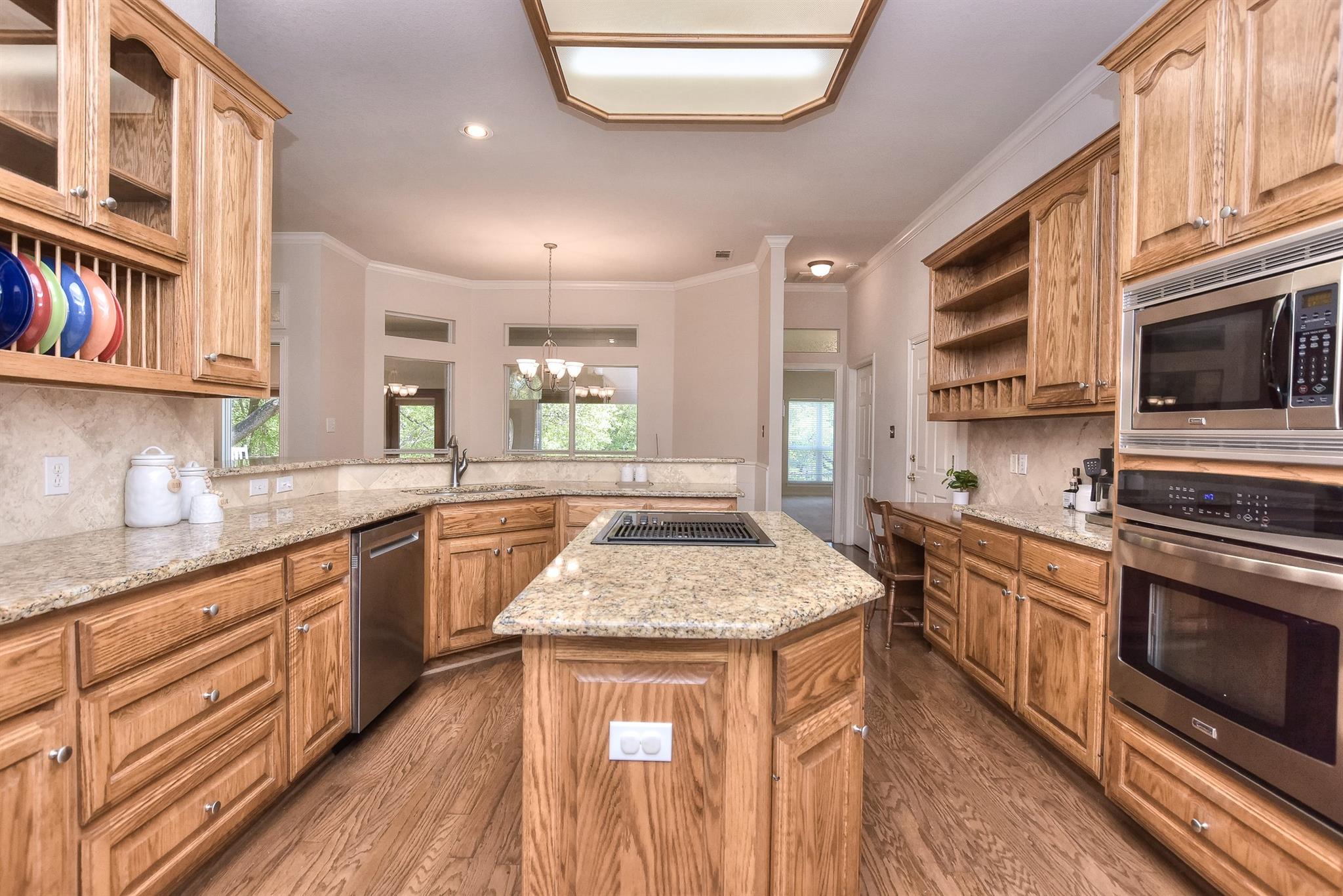 200 Nicole Way, Georgetown, TX 78633