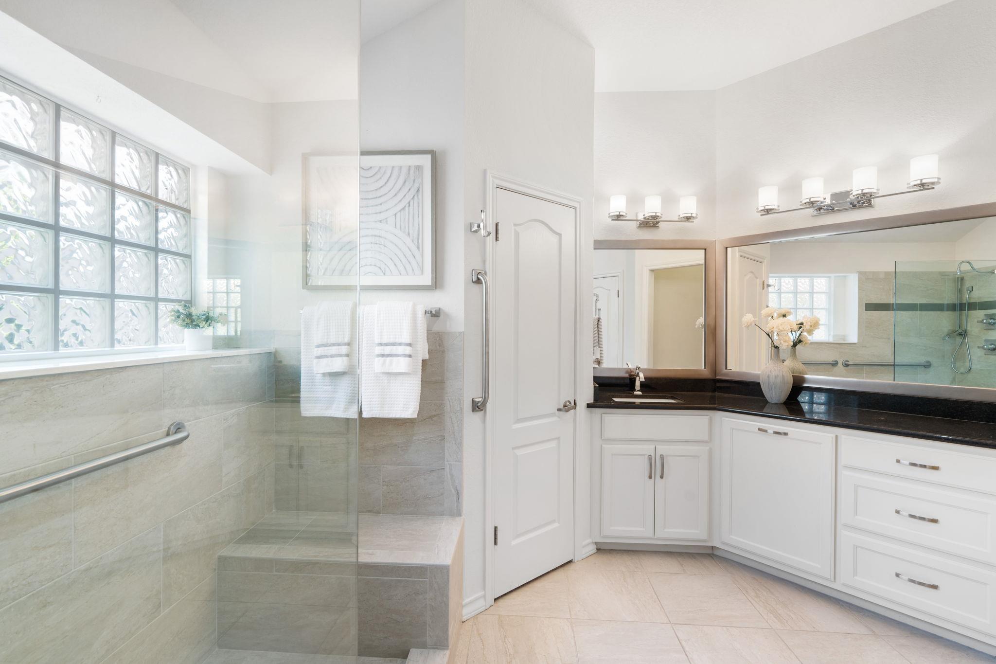 30203 Hacienda Ln, Georgetown, TX 78628