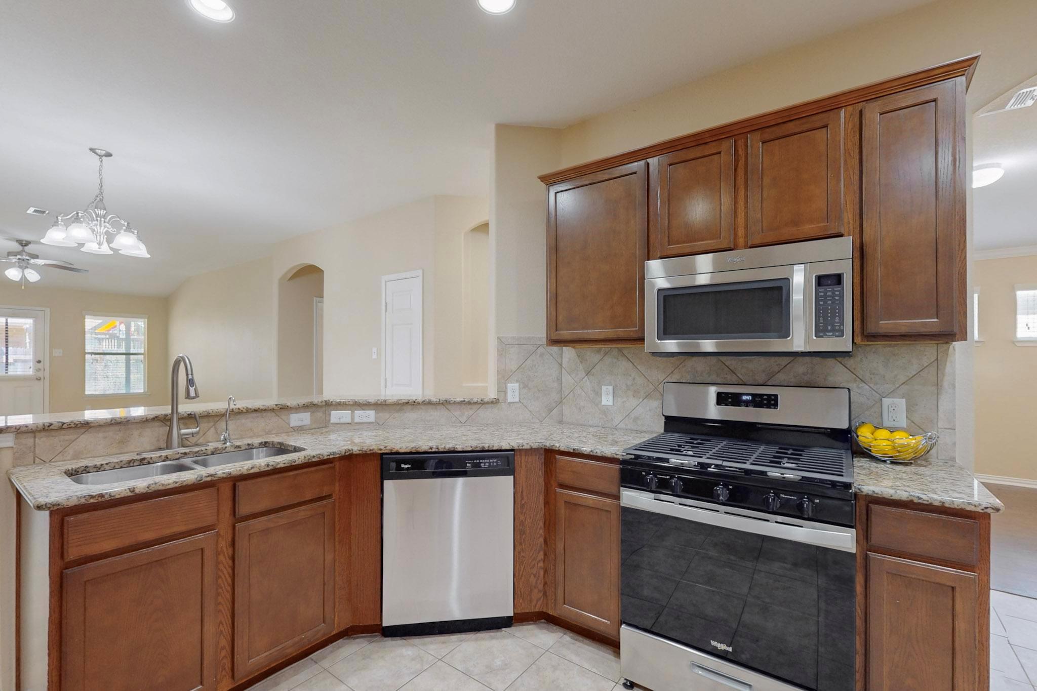 1212 Talley Loop, Buda, TX 78610