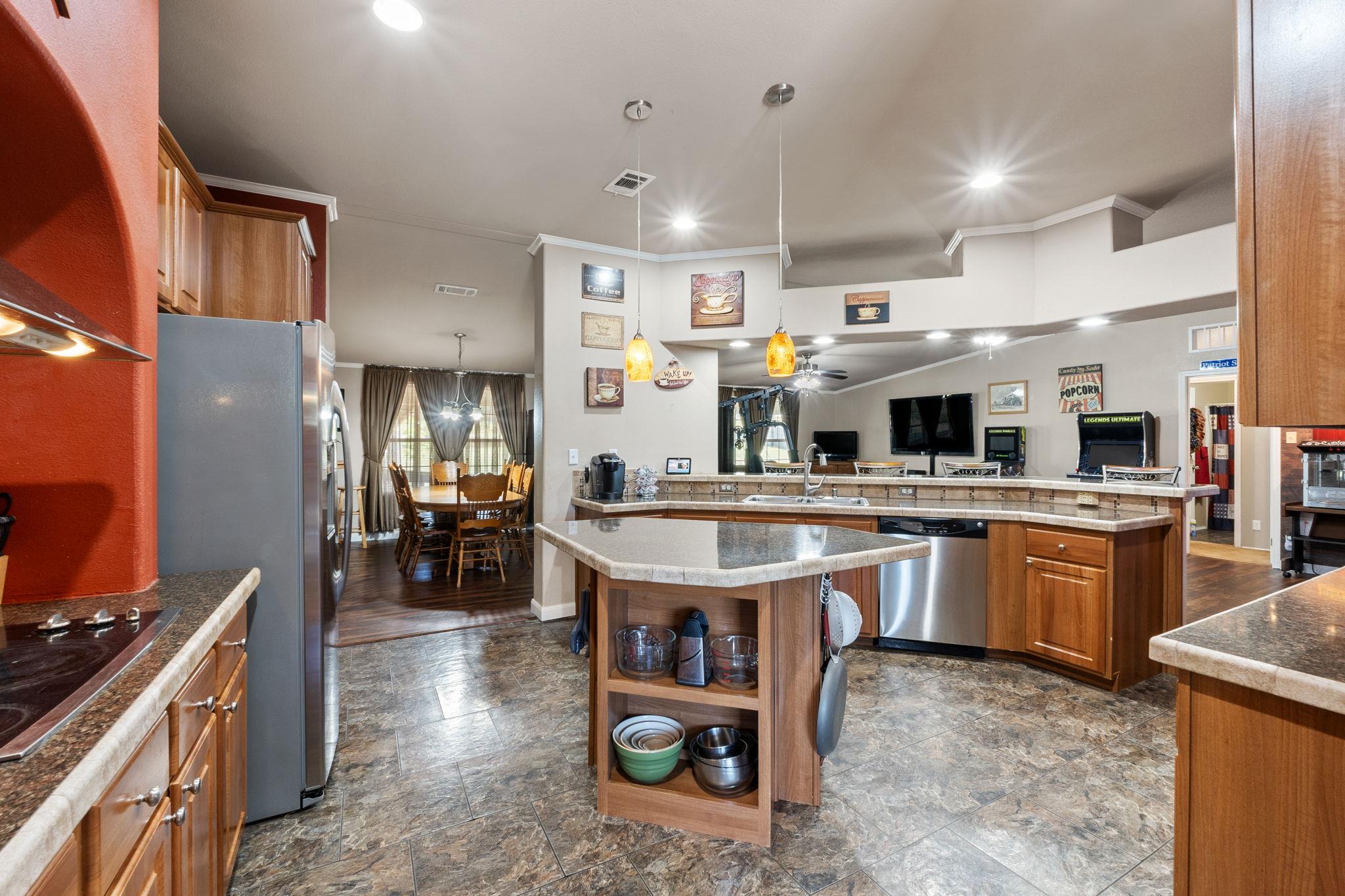 118 Hillcrest Dr, Bastrop, TX 78602