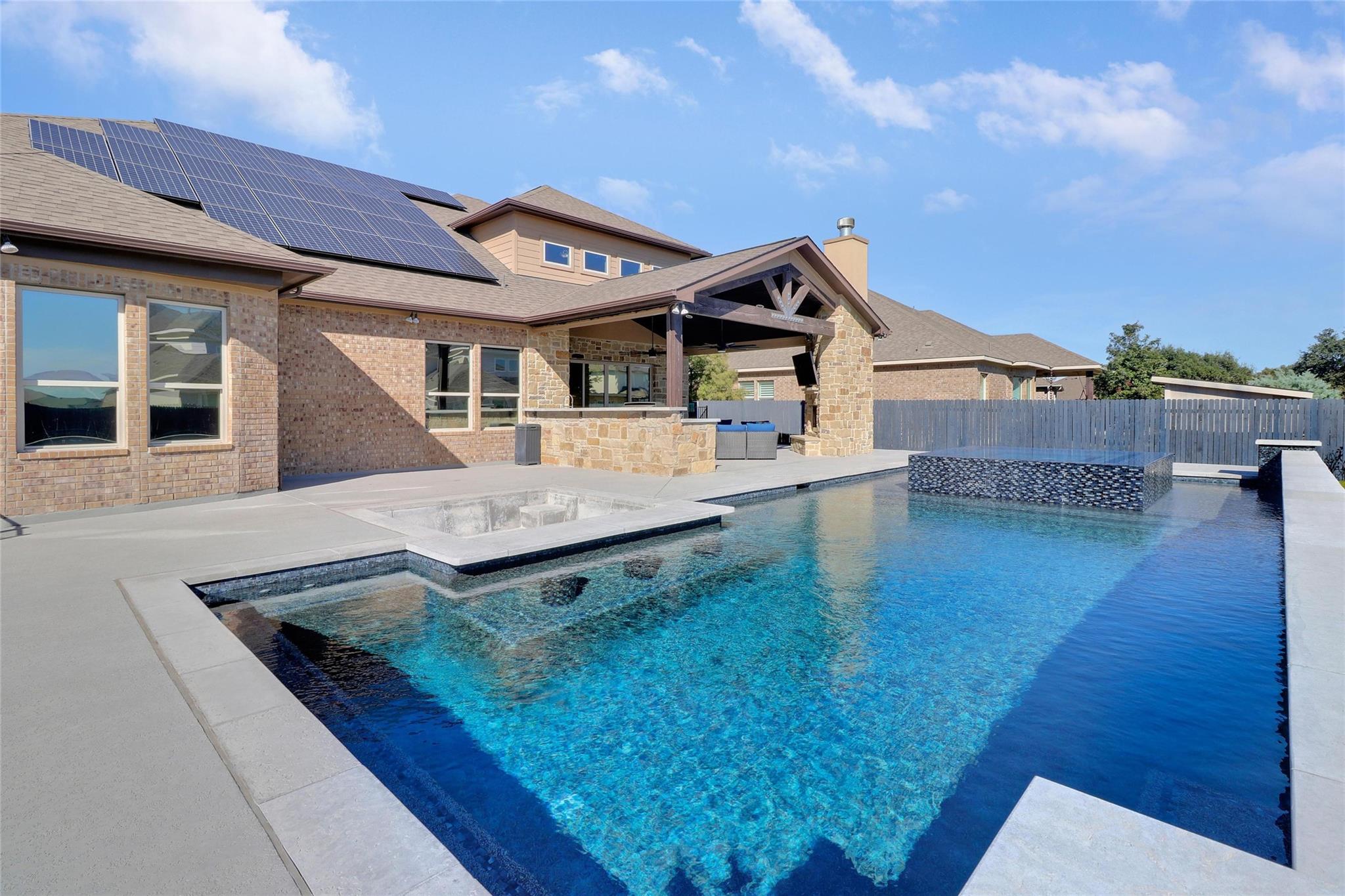 113 Garden Gate Ln, Liberty Hill, TX 78642