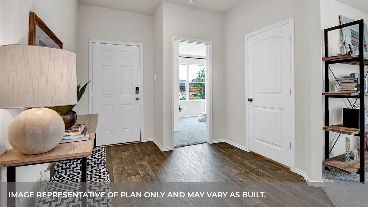 305 LAS LOMAS St, San Marcos, TX 78666