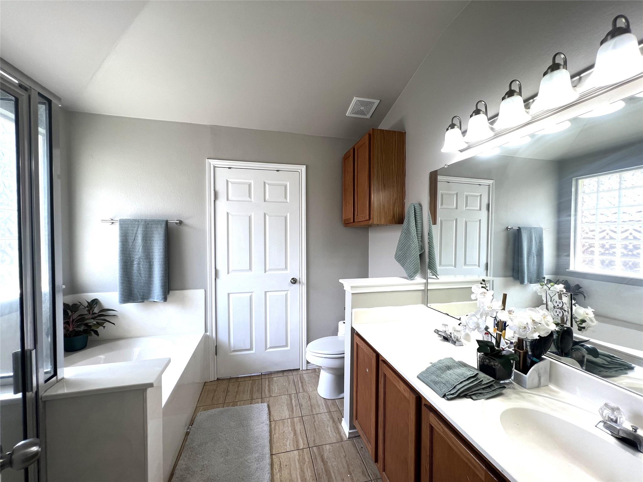 404 Patton Cv, Bastrop, TX 78602