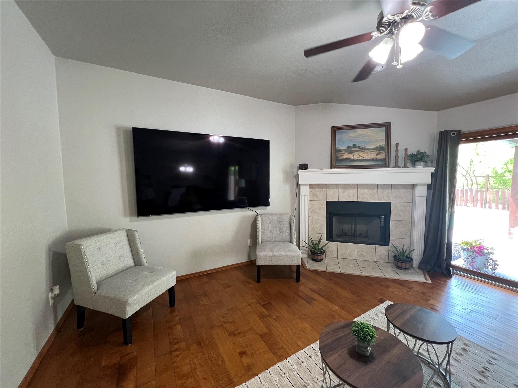 404 Patton Cv, Bastrop, TX 78602