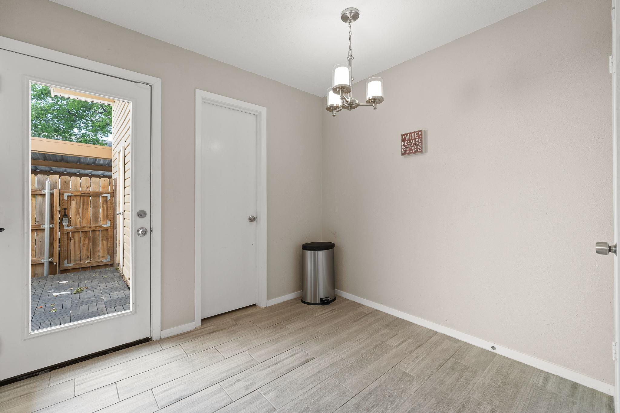 8400 Jamestown Dr # 410, Austin, TX 78758