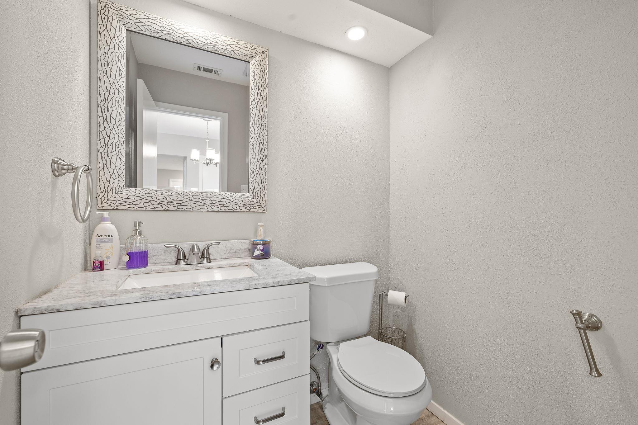 8400 Jamestown Dr # 410, Austin, TX 78758