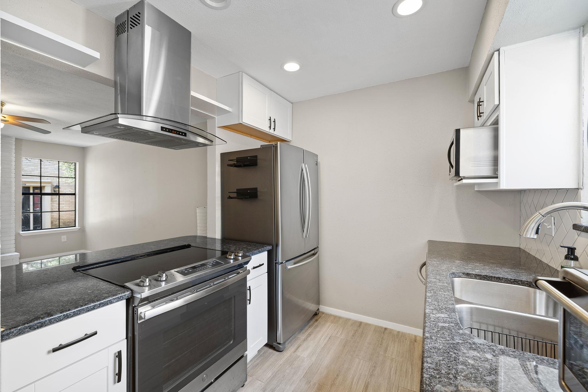 8400 Jamestown Dr # 410, Austin, TX 78758