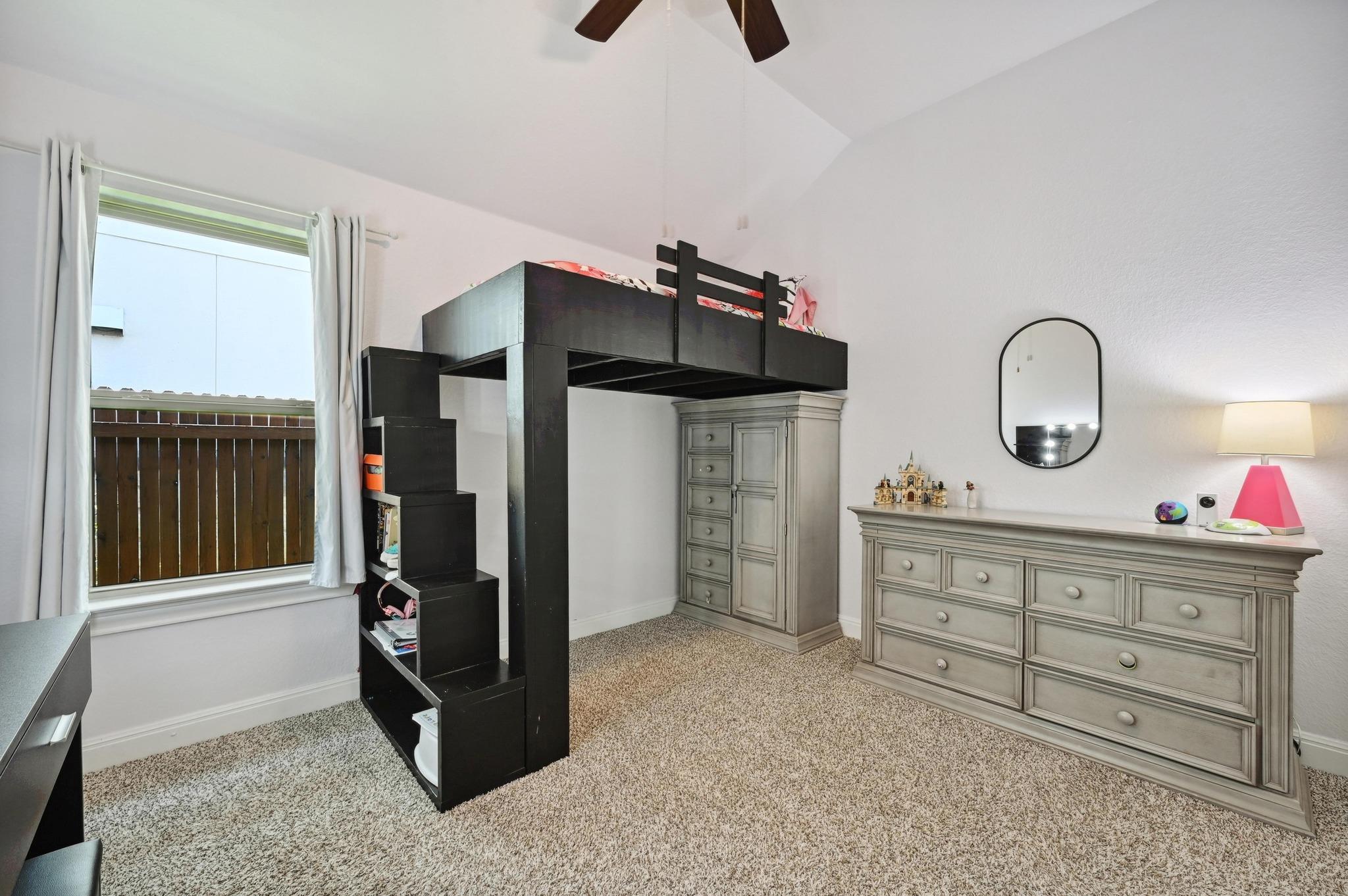 1300 Goldilocks Ln, Manchaca, TX 78652