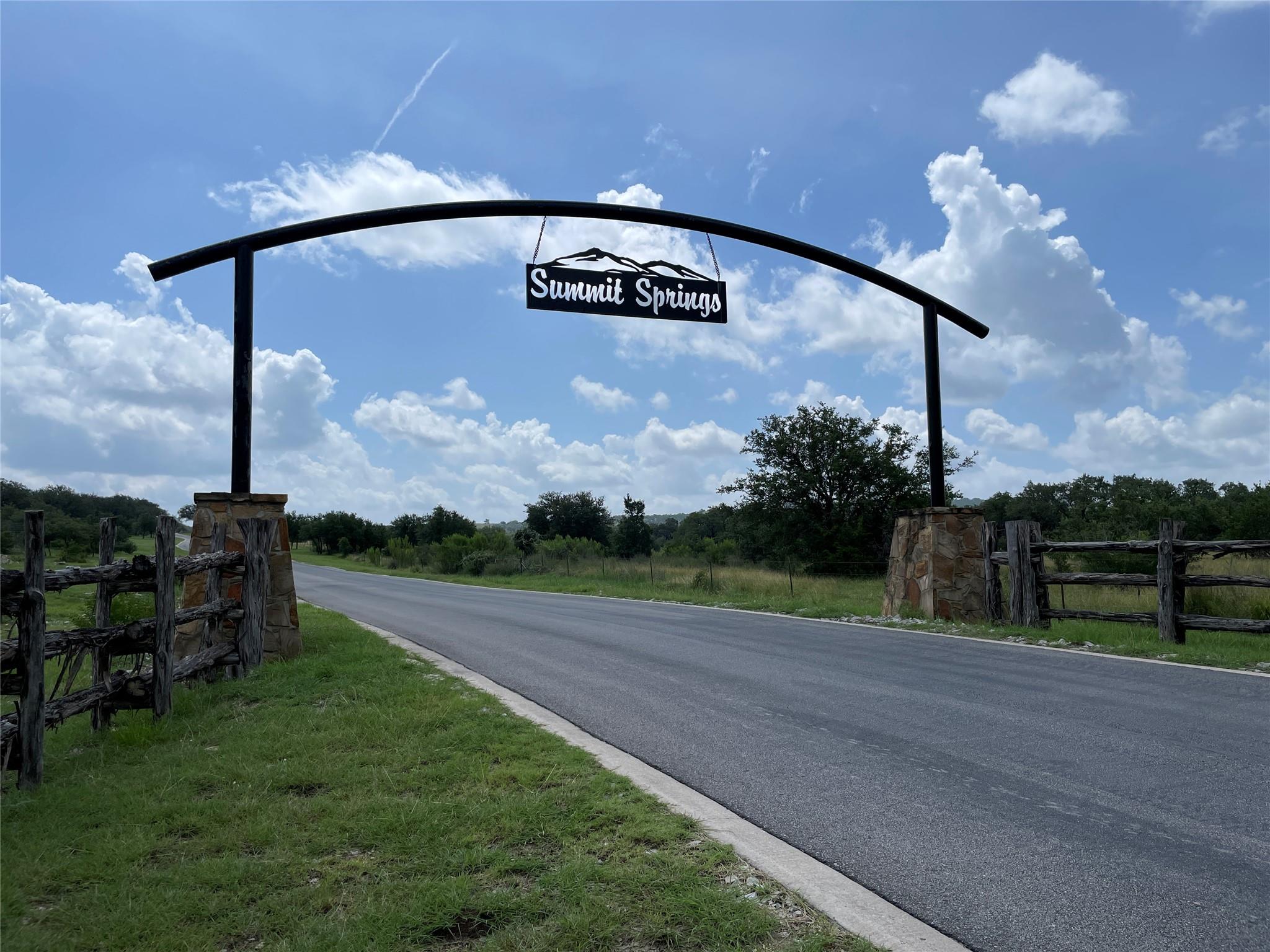 321 Cedar Mountain Dr, Marble Falls, TX 78654