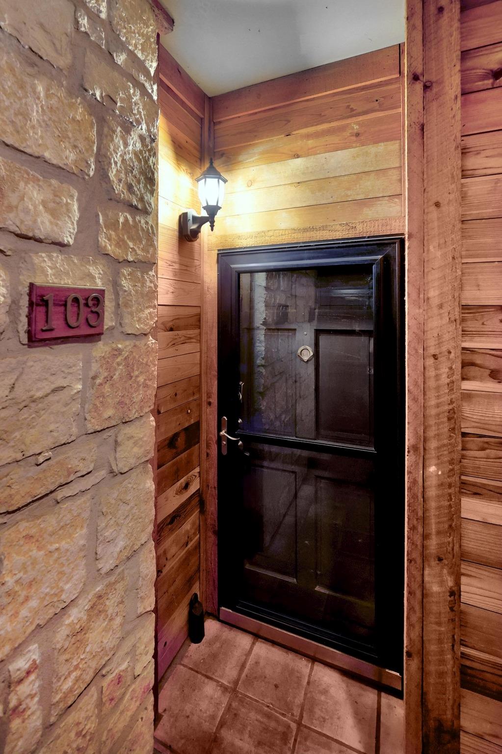8200 Neely Dr # 103, Austin, TX 78759