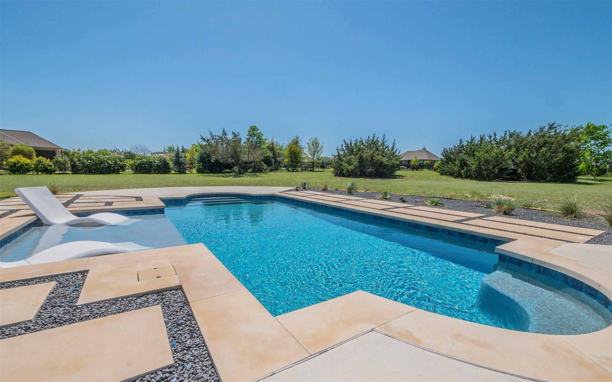 108 Buffalo Speedway, Liberty Hill, TX 78642