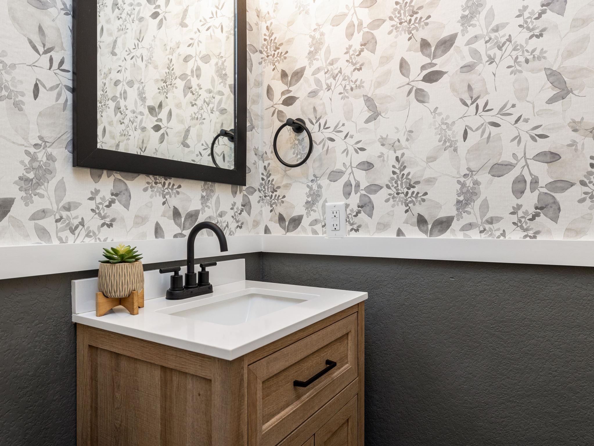 1491 Hazy Hills Loop, Dripping Springs, TX 78620