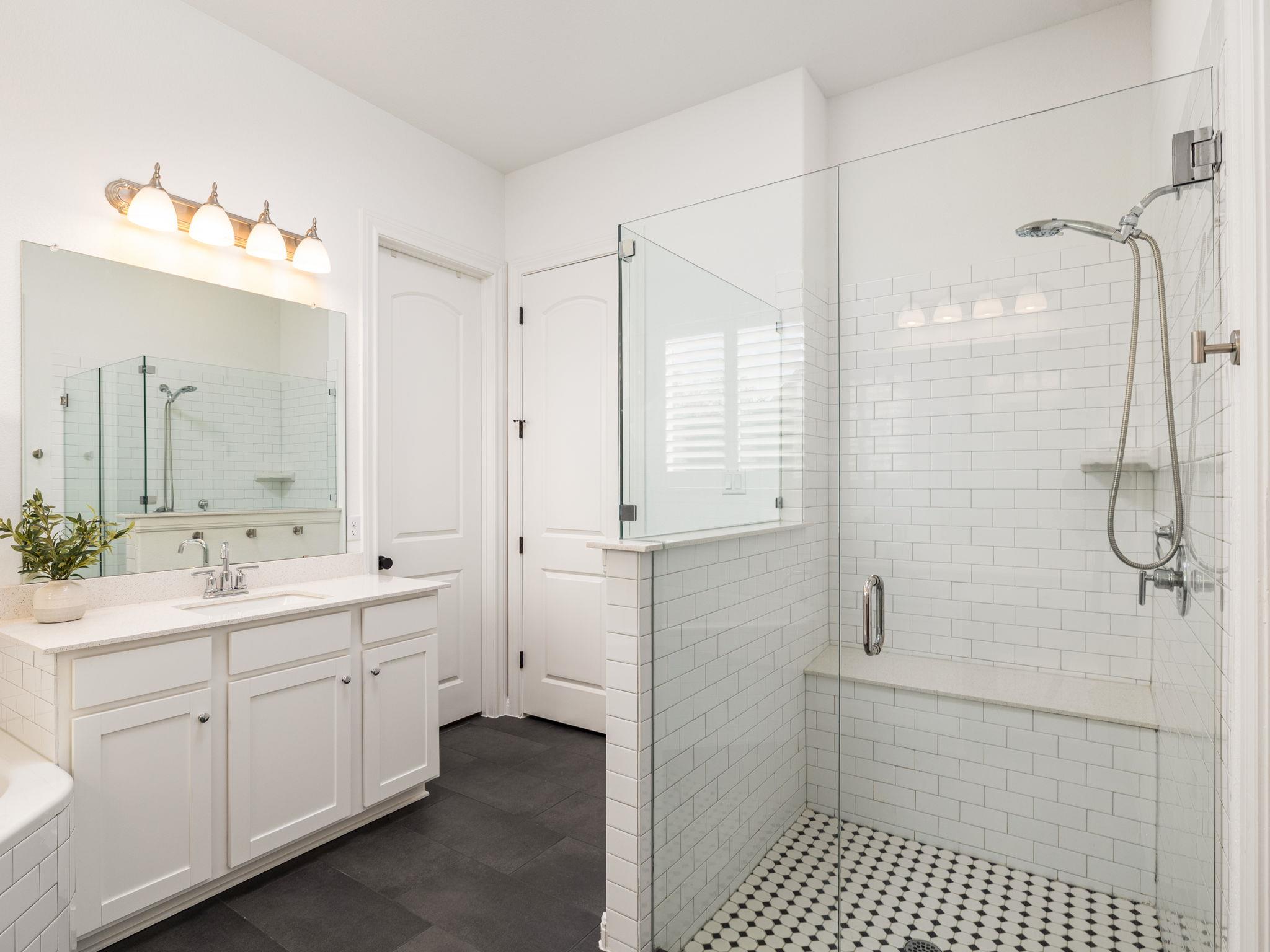 1491 Hazy Hills Loop, Dripping Springs, TX 78620