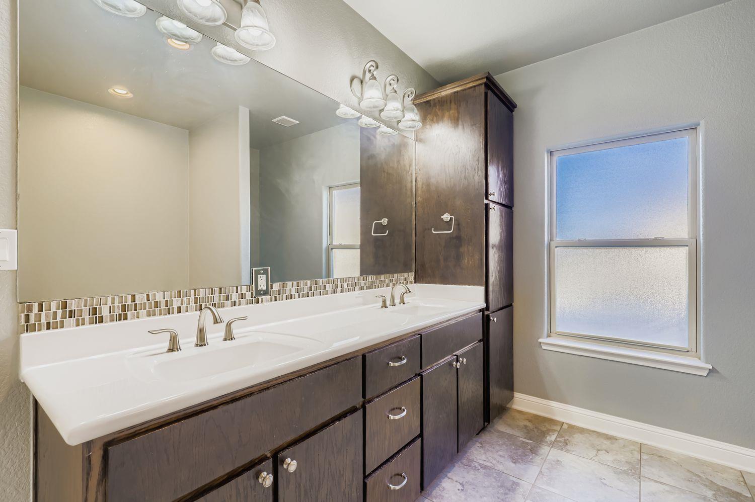 611 Algerita Dr, Georgetown, TX 78628