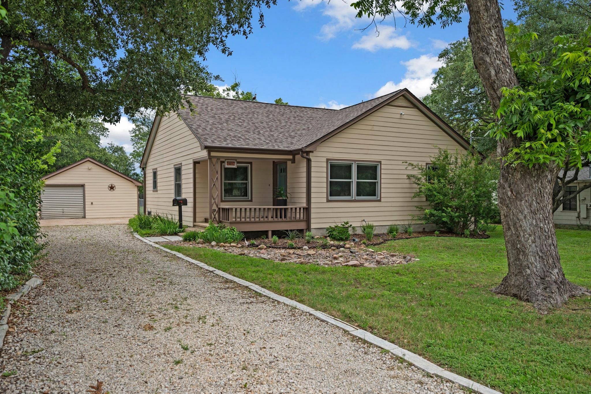 1407 Hutto Rd, Georgetown, TX 78626