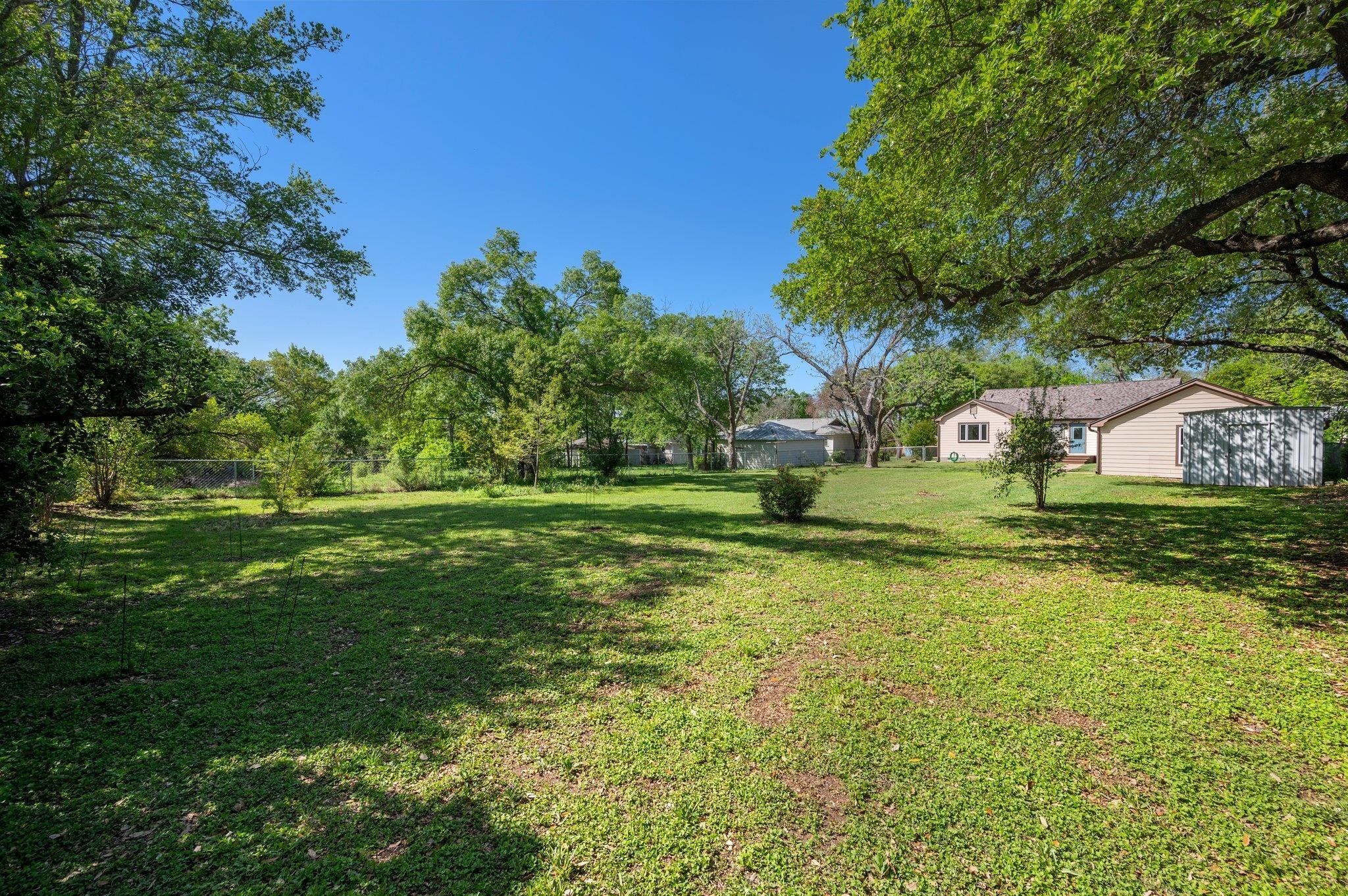 1407 Hutto Rd, Georgetown, TX 78626