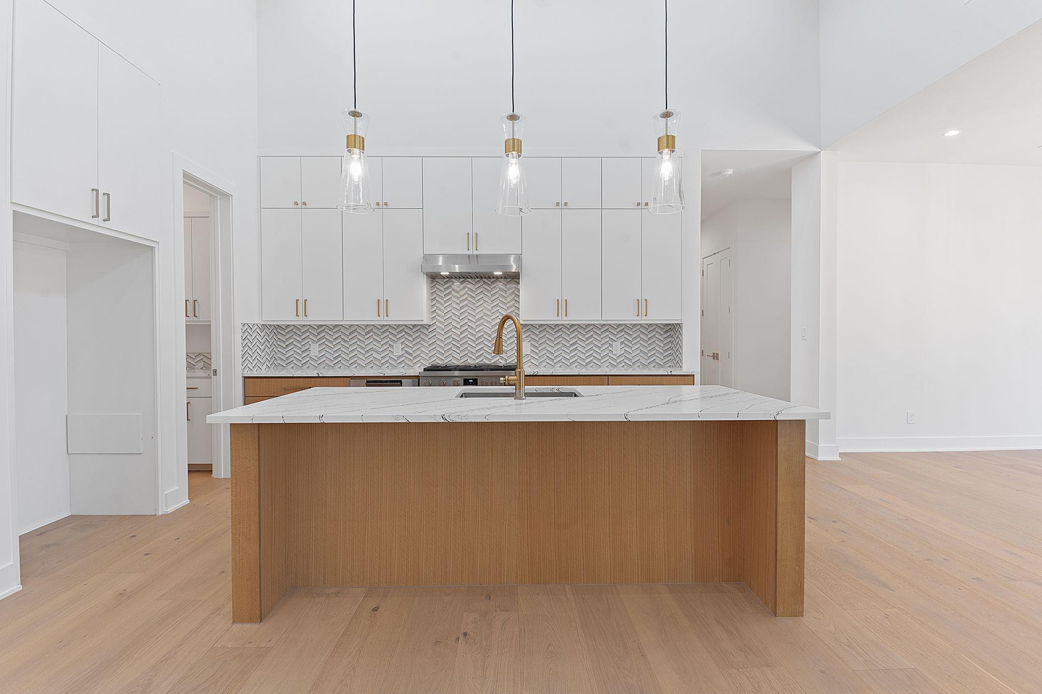 4 Canyon Cir, Wimberley, TX 78676