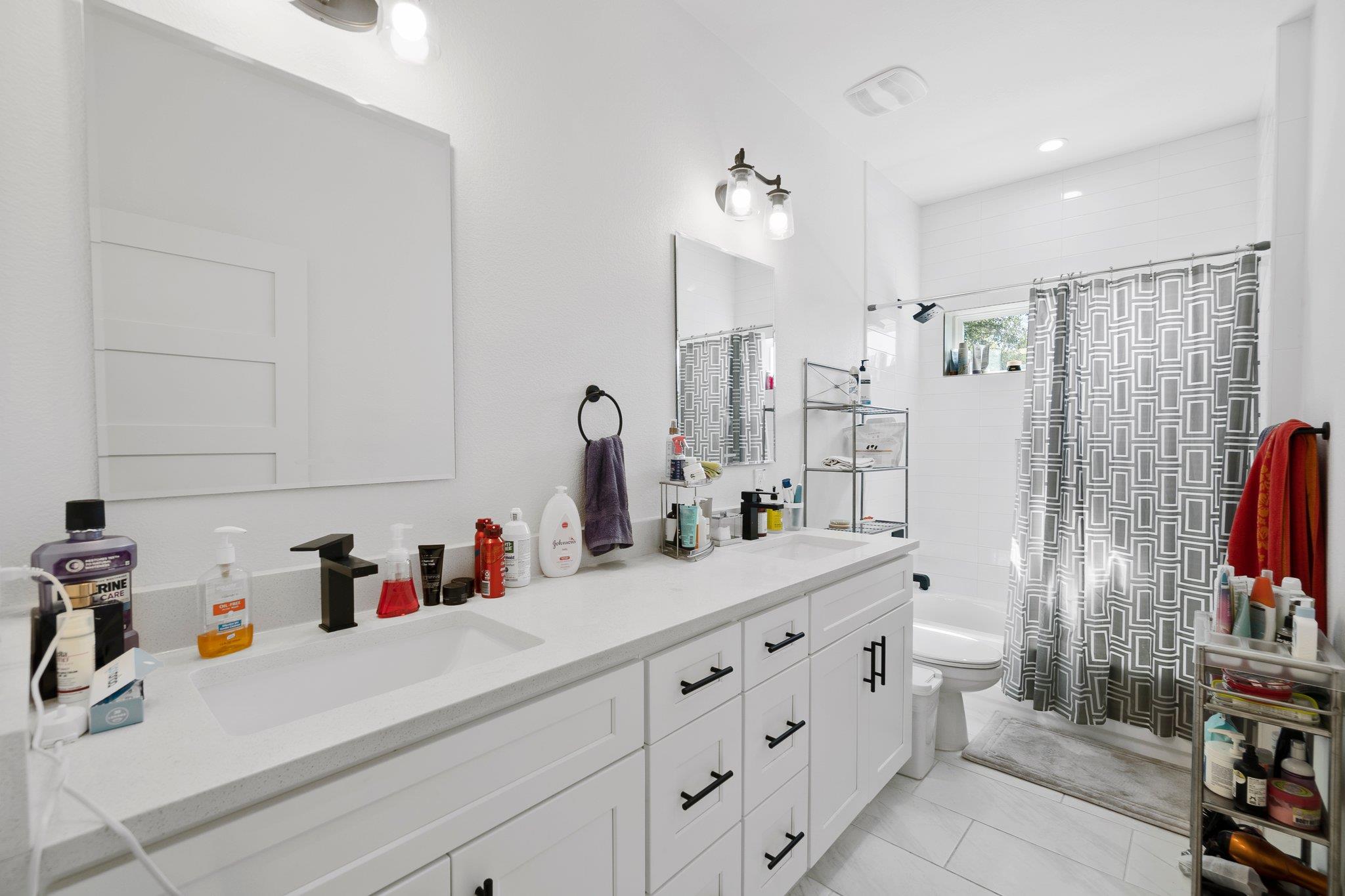 1409 Greenwood Ave # A, Austin, TX 78721