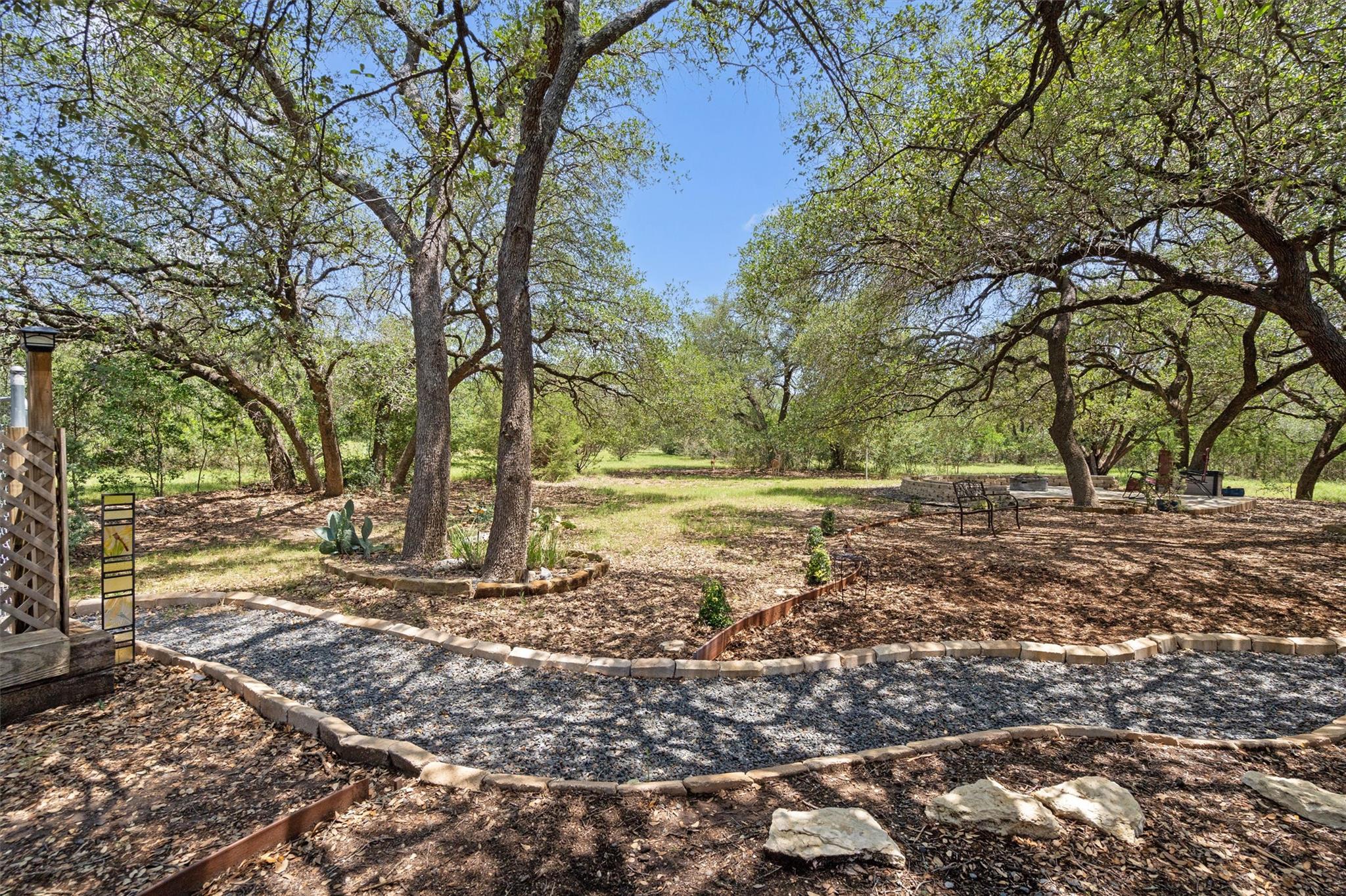 17109 Northlake Hills Dr, Jonestown, TX 78645