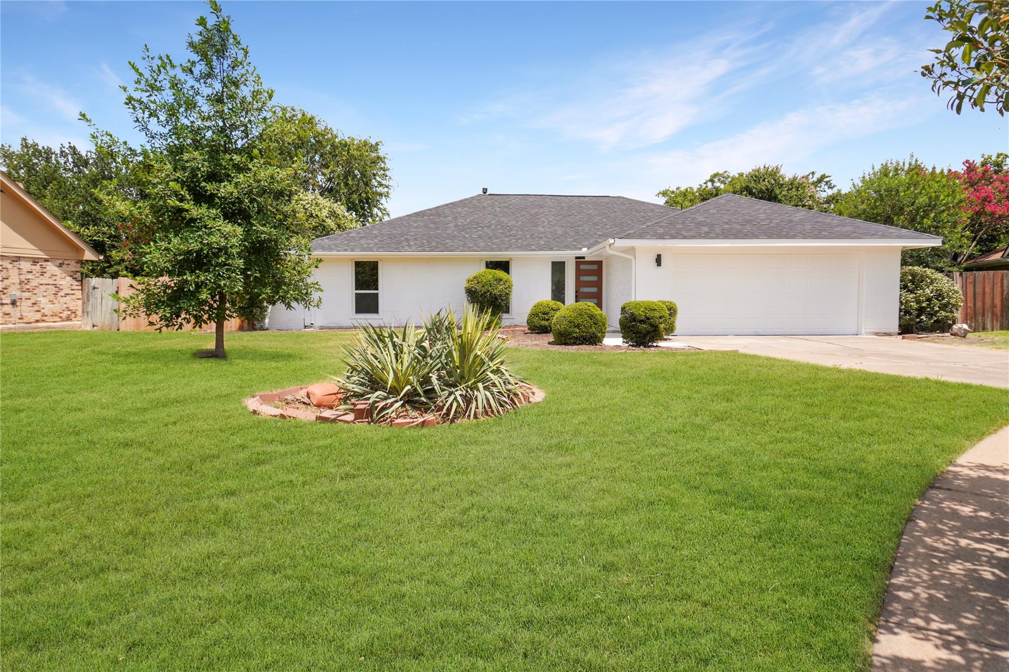 12305 Rustic Manor Ct, Austin, TX 78750