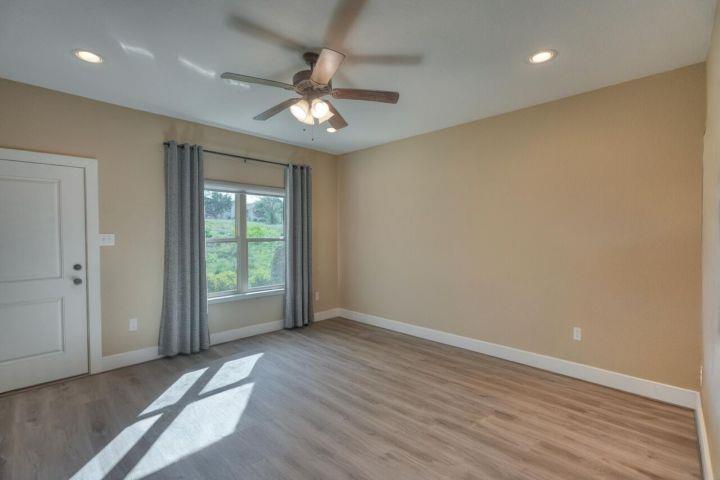 127 Uplift, Horseshoe Bay, TX 78657