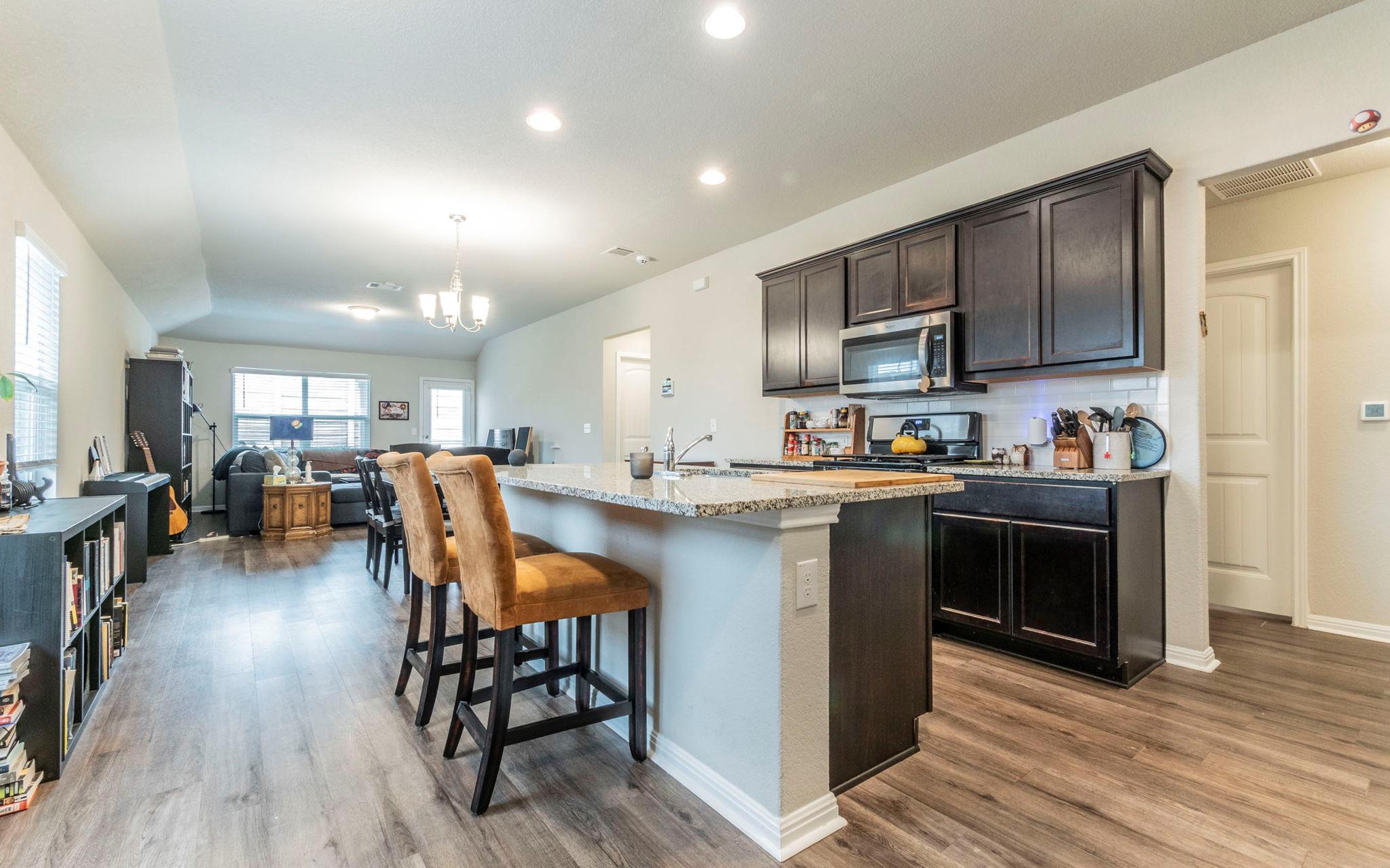 201 Frederick Dr, Georgetown, TX 78626