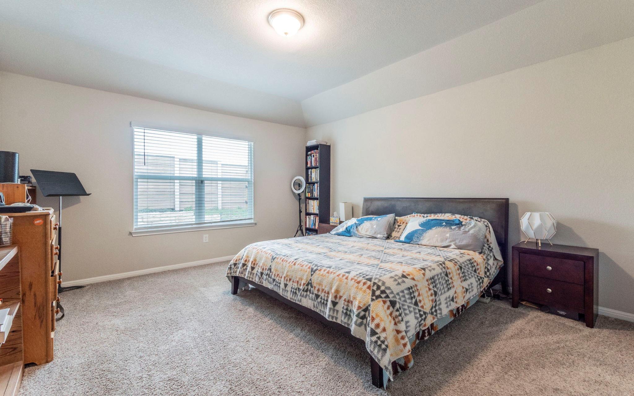 201 Frederick Dr, Georgetown, TX 78626