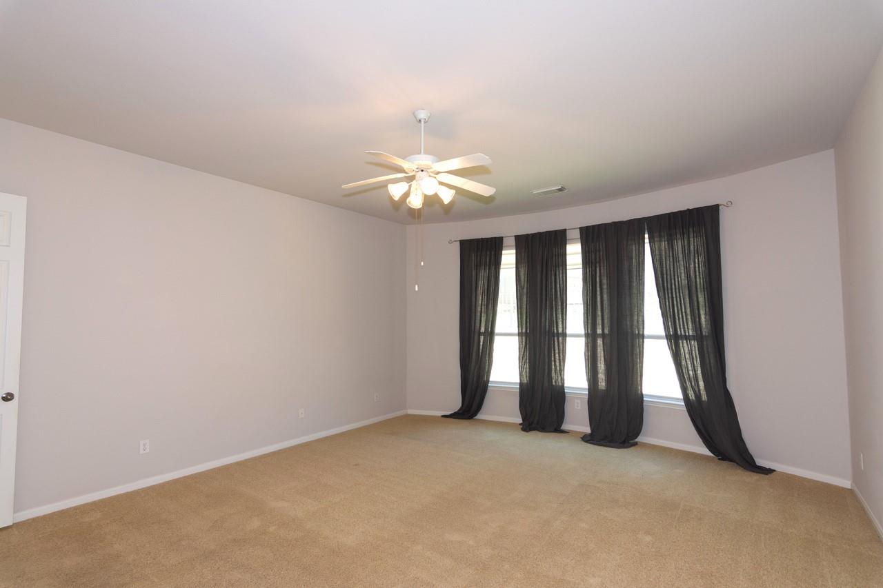 171 Brighton Ln Ln, Austin, TX 78737