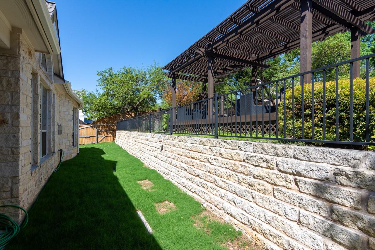 171 Brighton Ln Ln, Austin, TX 78737