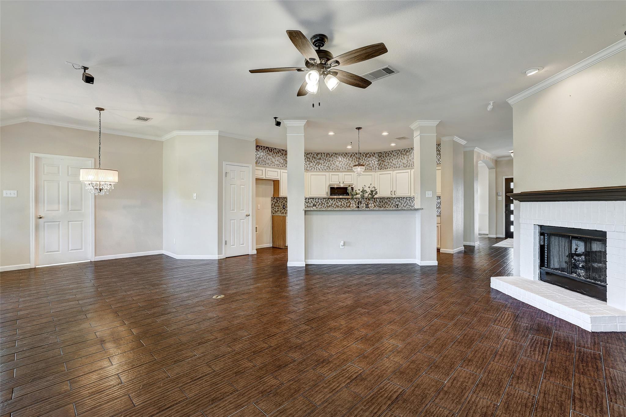 1600 Purple Iris Cv, Pflugerville, TX 78660