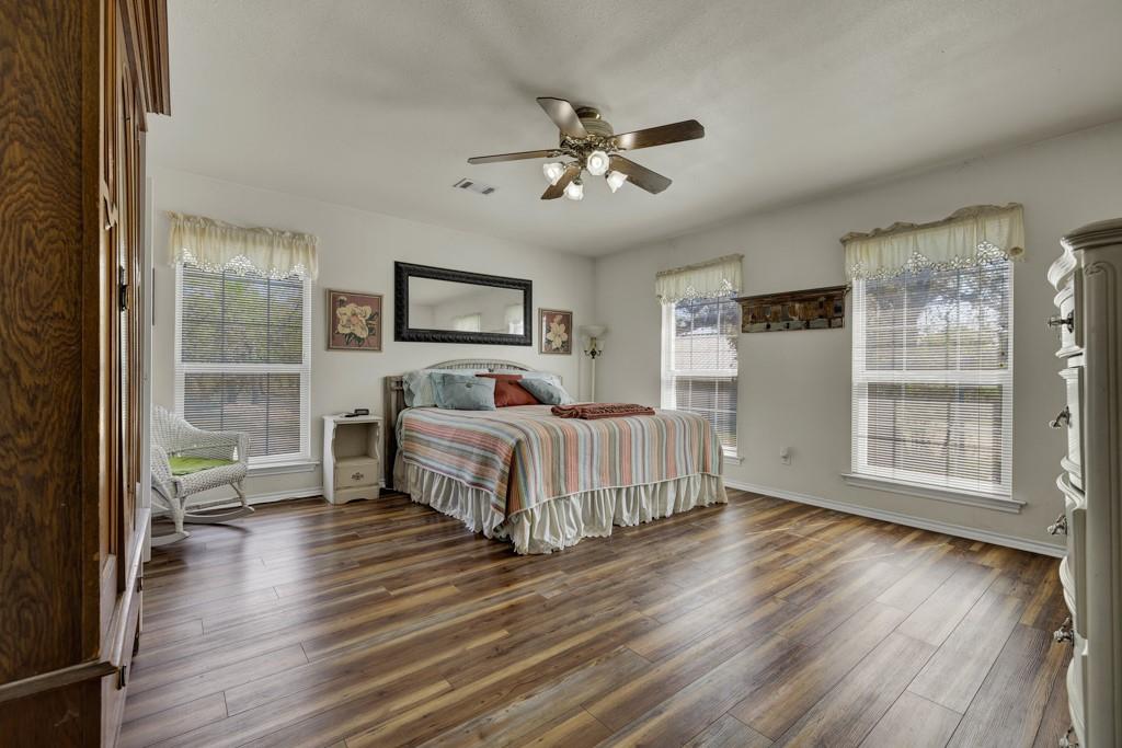 309 Oakwood Loop, San Marcos, TX 78666