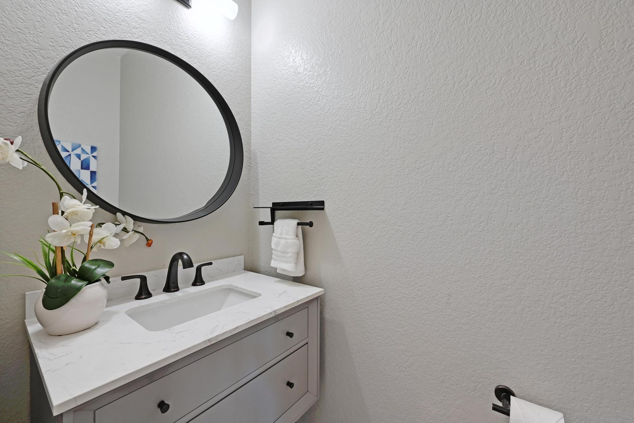 3200 Lynnbrook Dr, Austin, TX 78748
