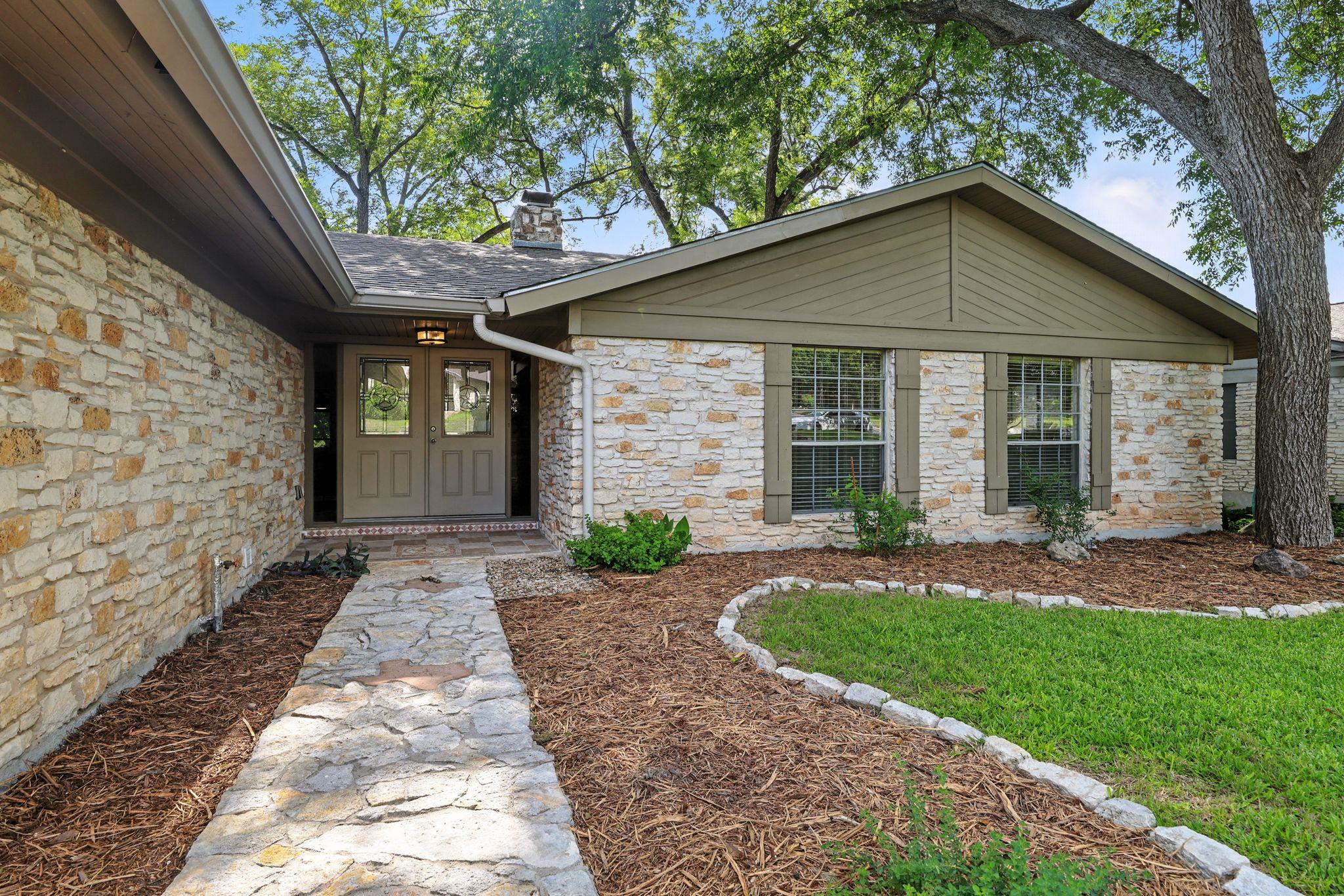 11915 River Oaks Trl, Austin, TX 78753