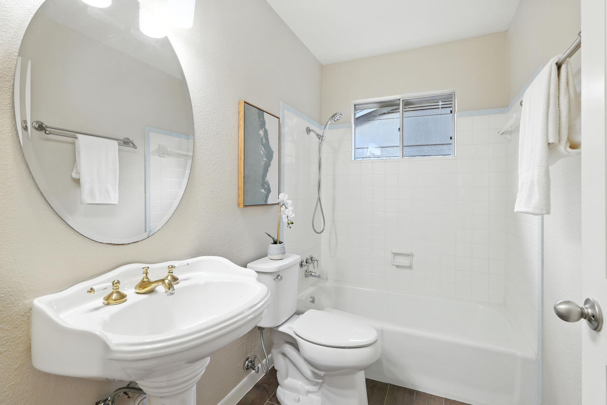 11915 River Oaks Trl, Austin, TX 78753