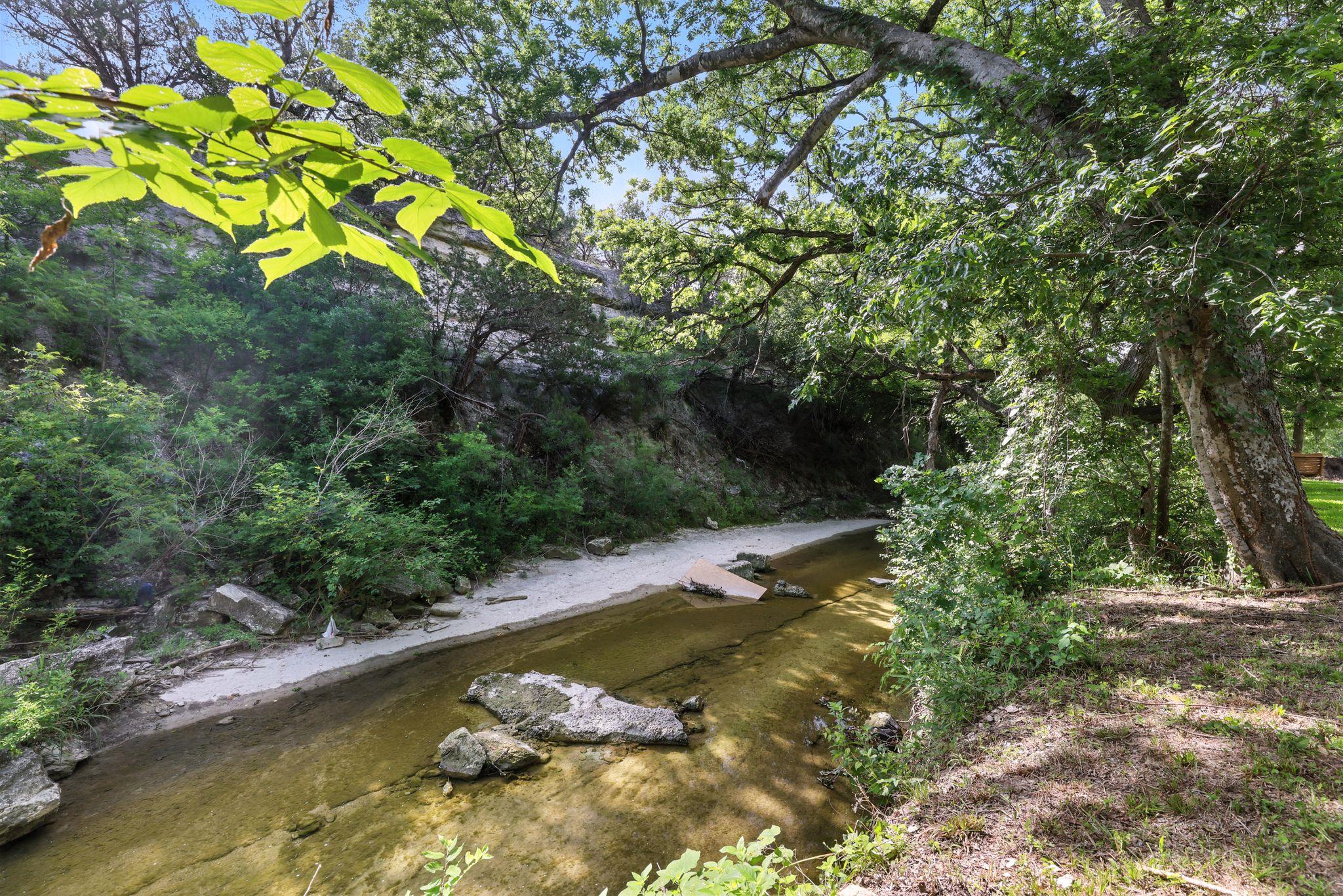 11915 River Oaks Trl, Austin, TX 78753