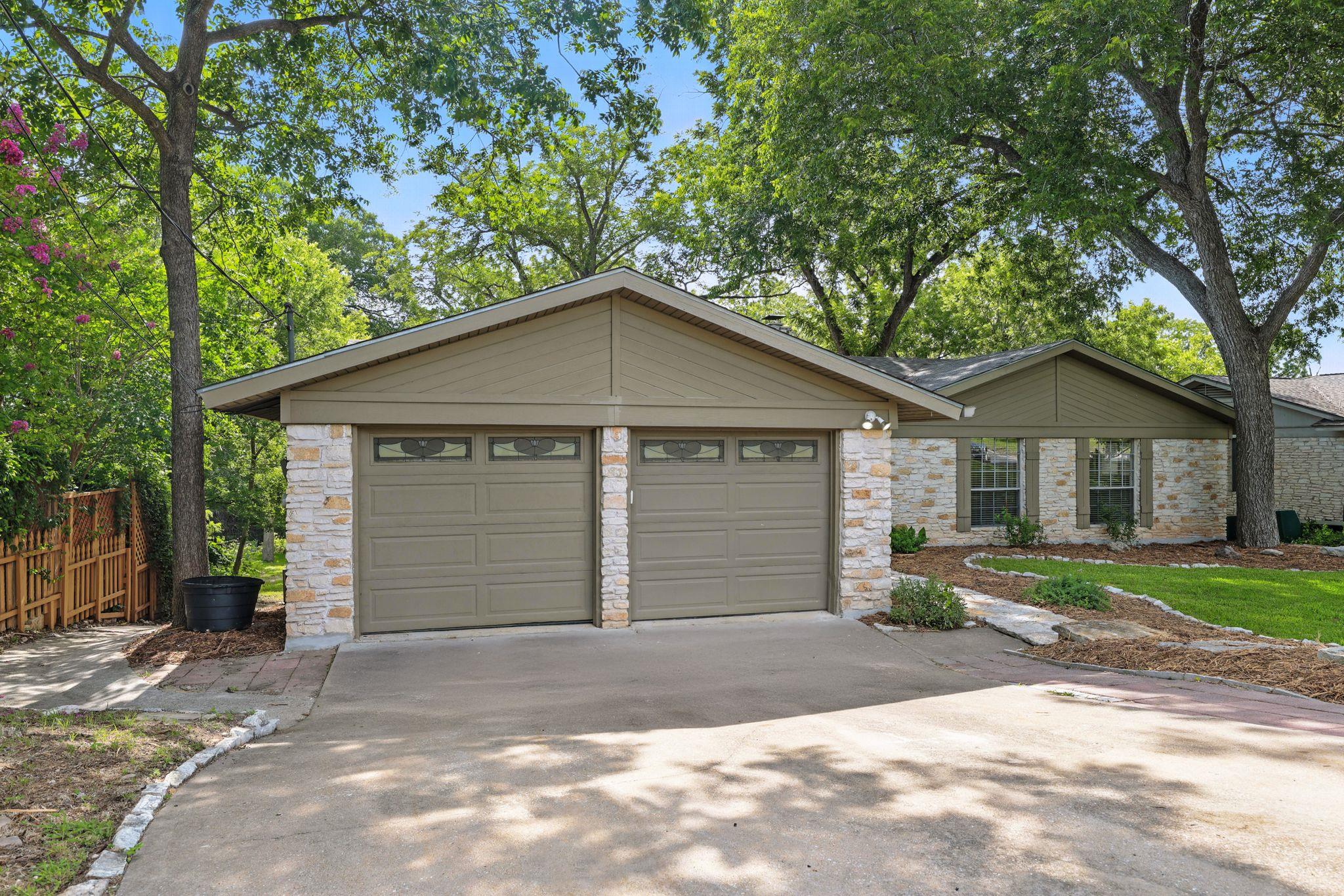 11915 River Oaks Trl, Austin, TX 78753