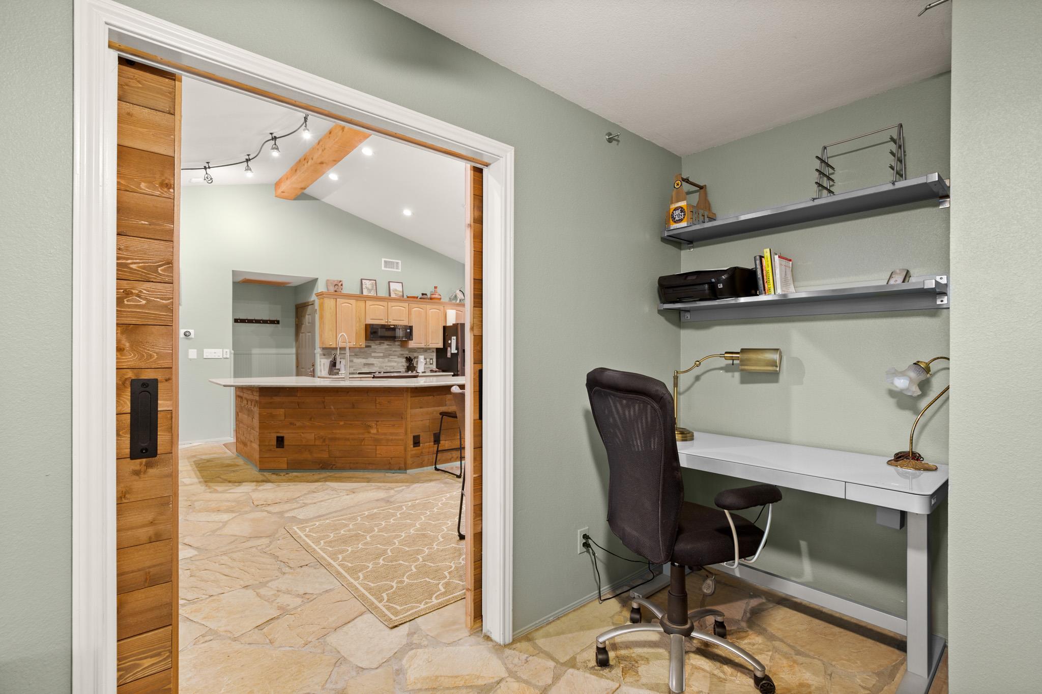 2914 Allison Dr, Austin, TX 78741