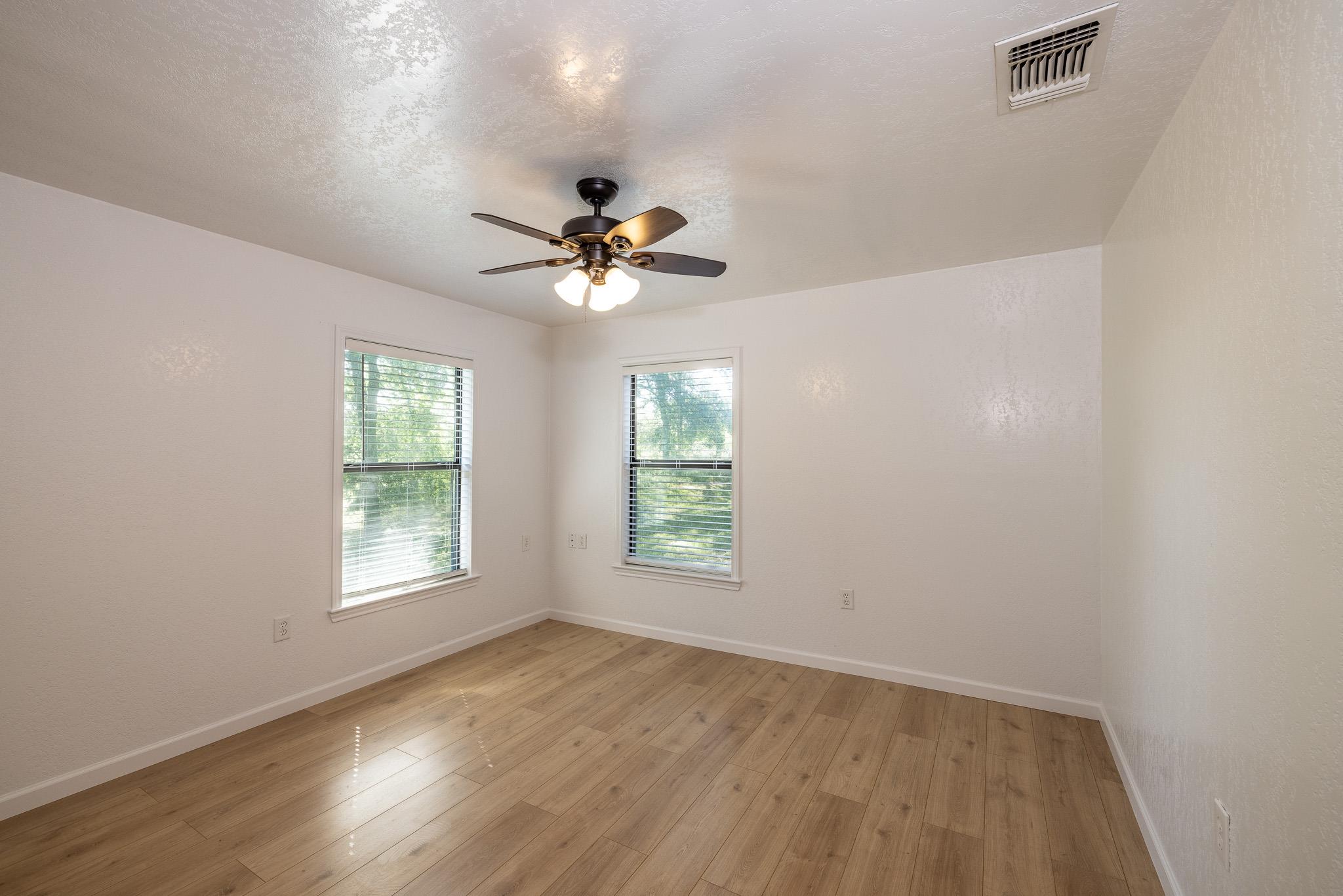 1229 State Highway 304 Highway, Gonzales, TX 78629