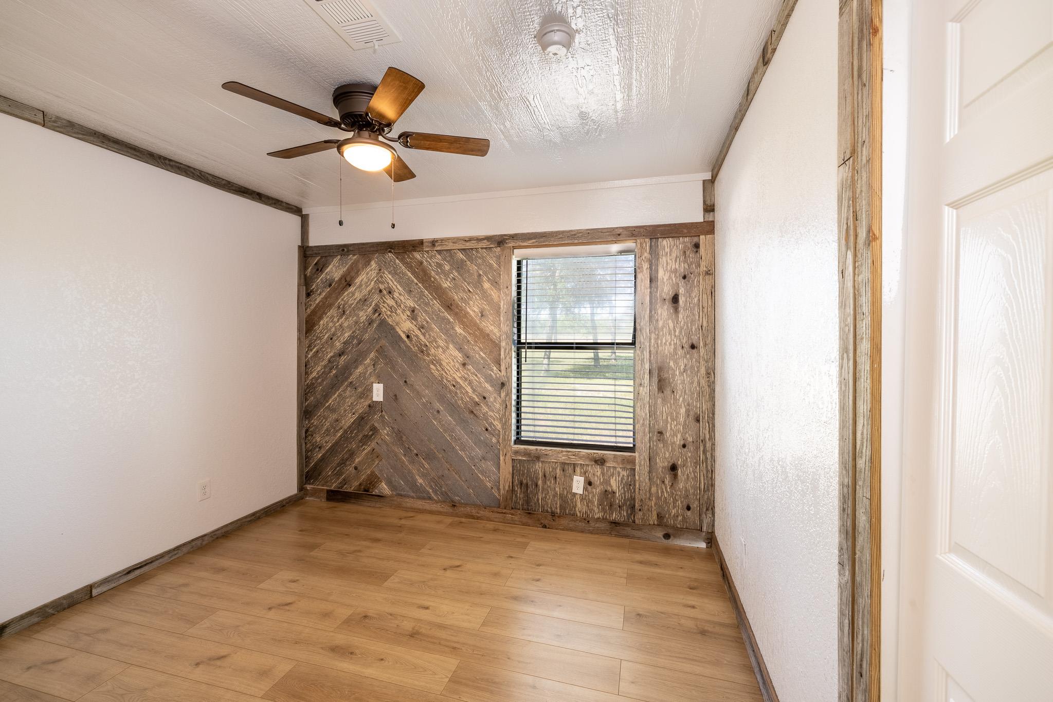 1229 State Highway 304 Highway, Gonzales, TX 78629