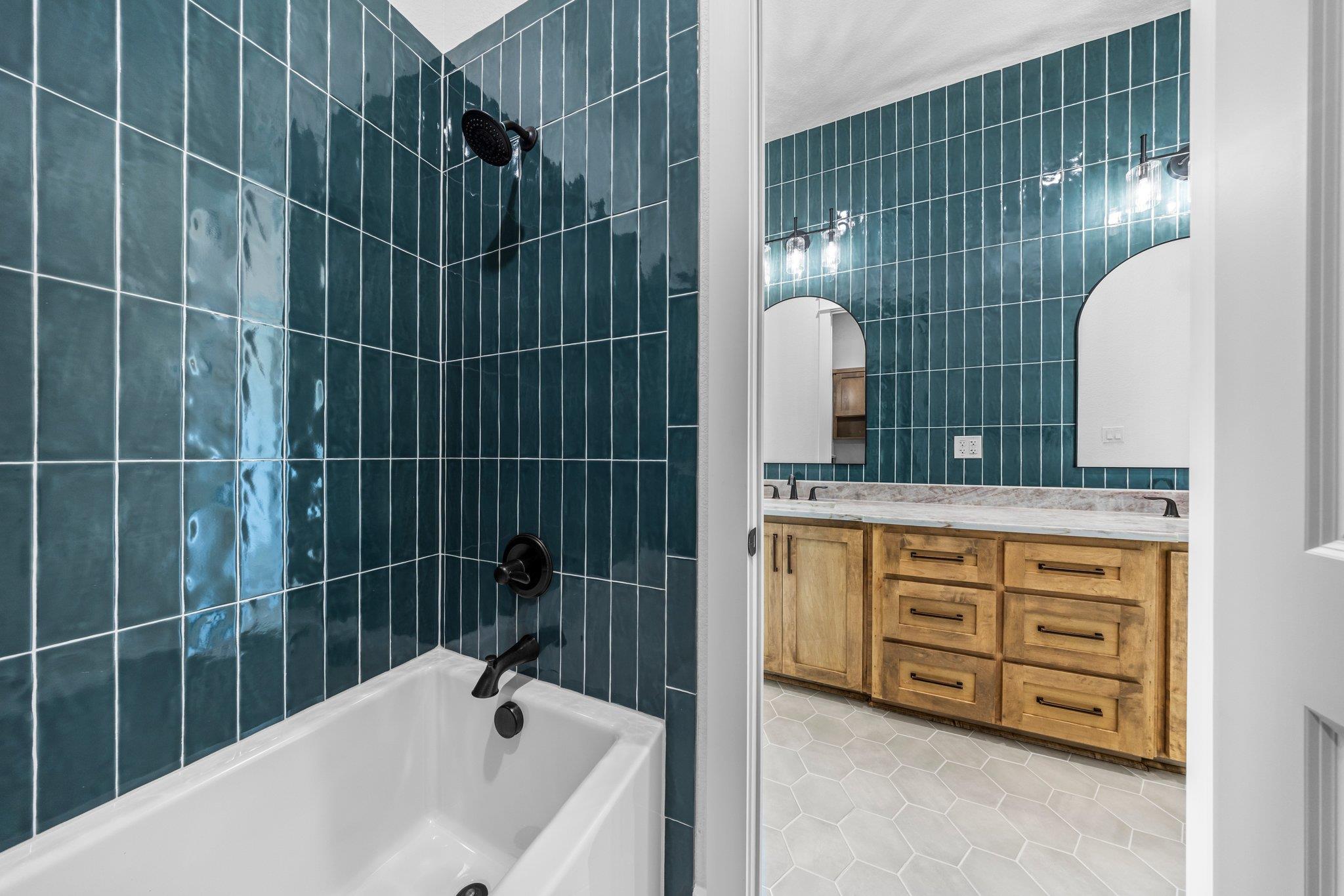 6751 King Mill Dr, Salado, TX 76571