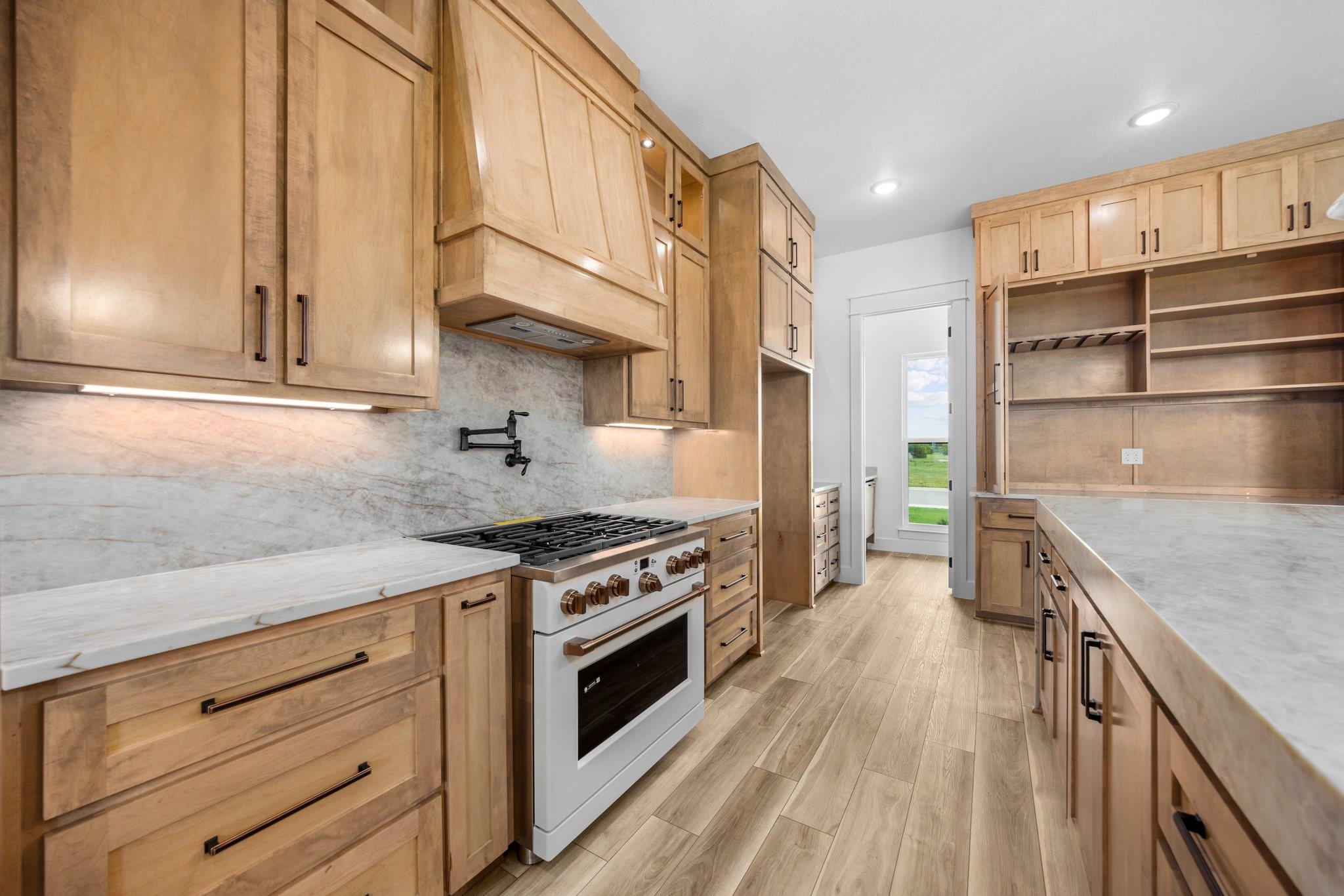 6751 King Mill Dr, Salado, TX 76571