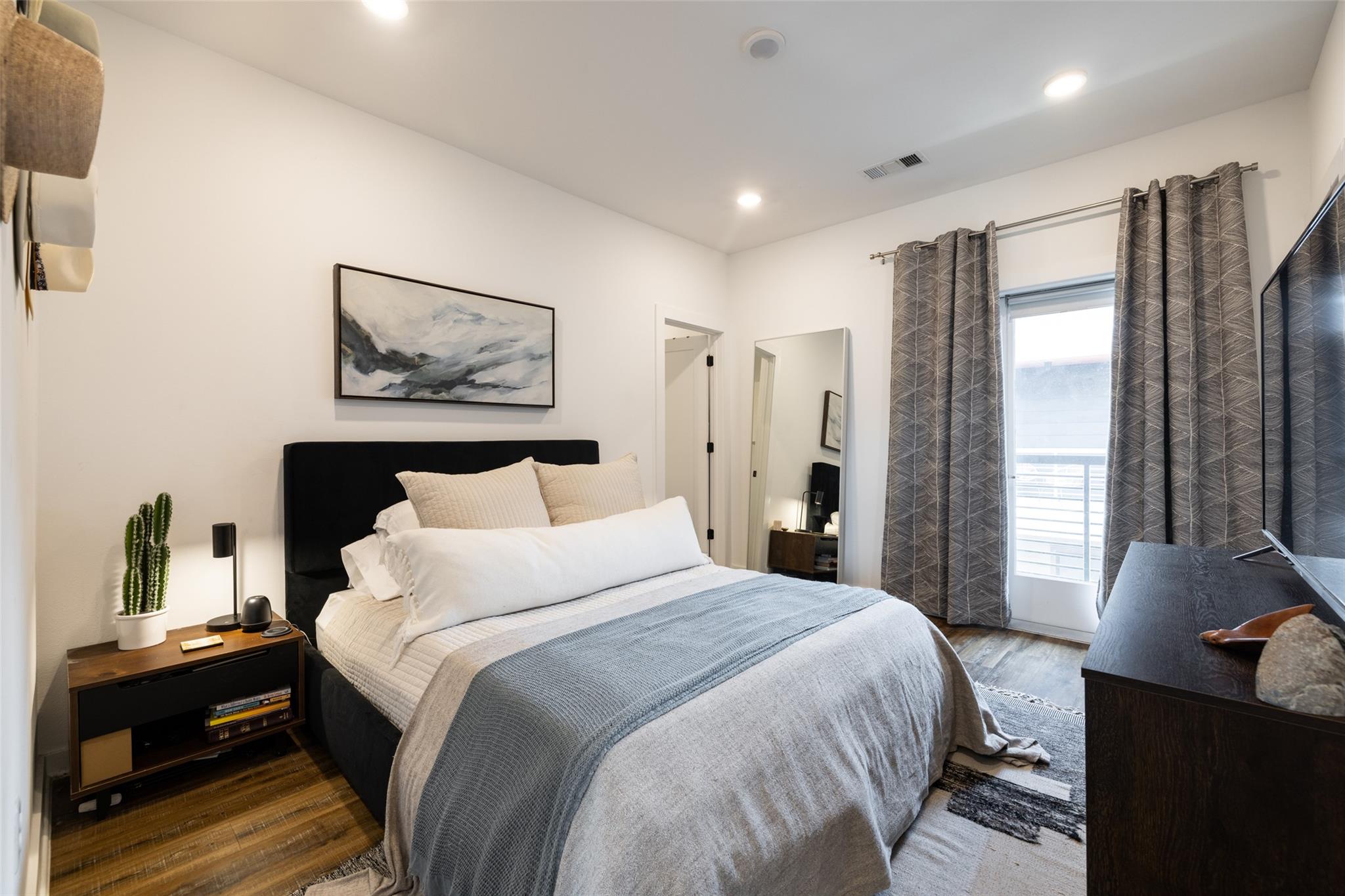 5924 S Congress Ave # 132, Austin, TX 78745