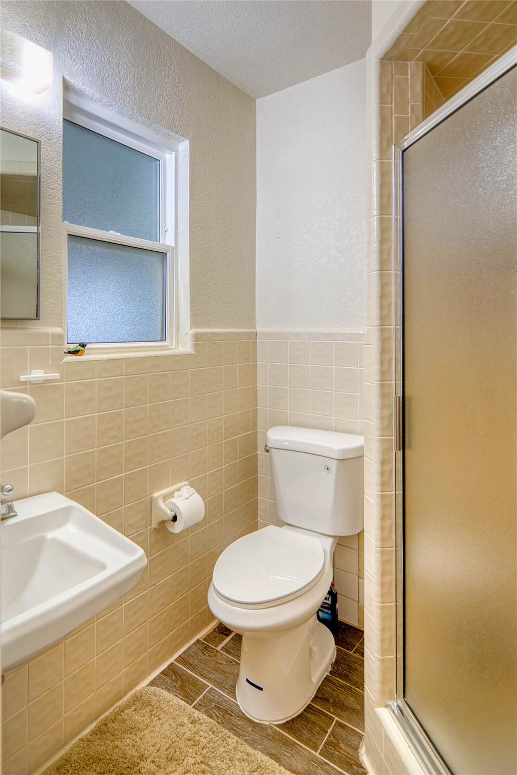 108 Riverside Dr, Kingsland, TX 78639